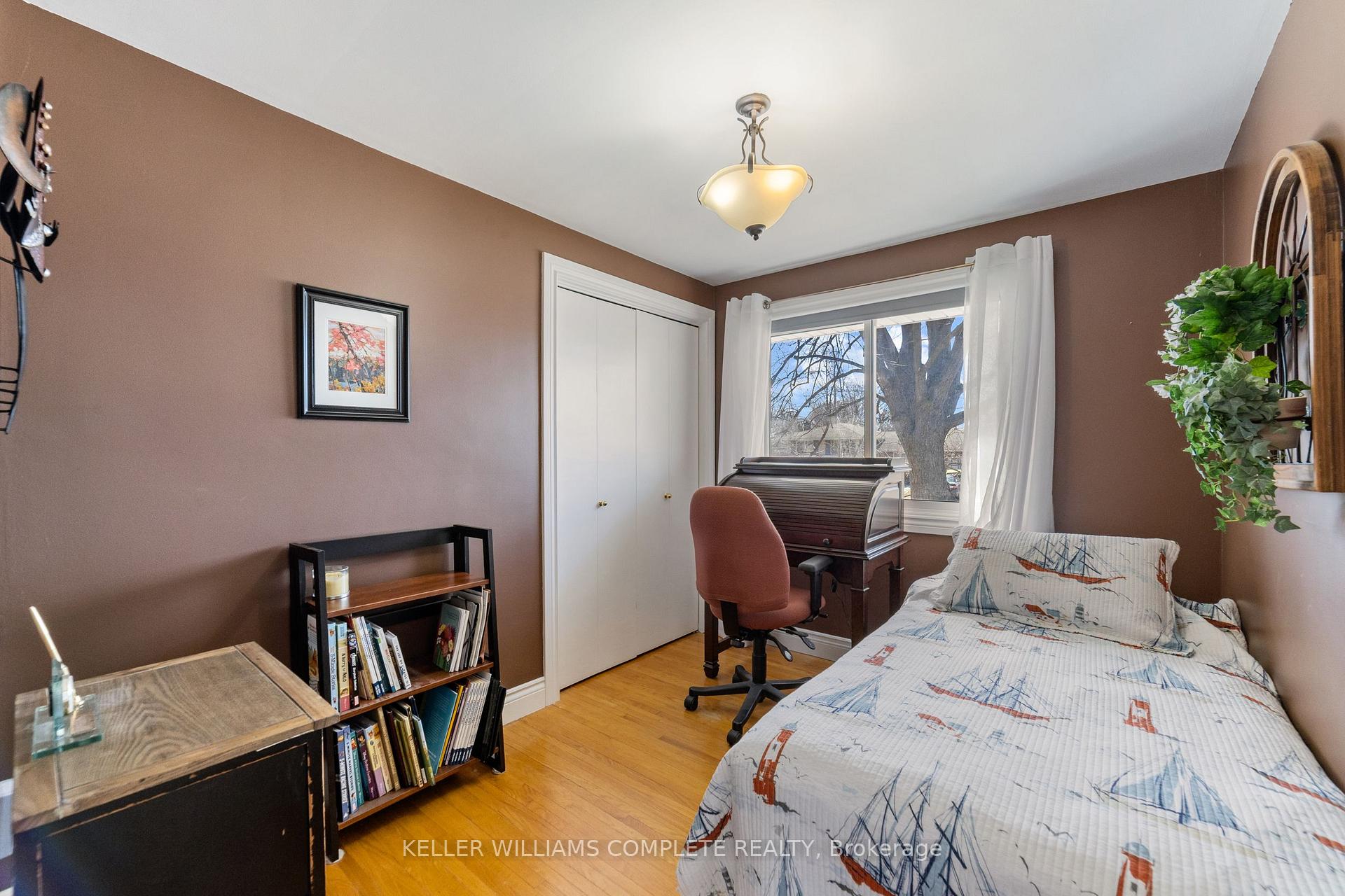 Photo 17 of 46 Preston Place, Welland, N. Welland — HOMEH