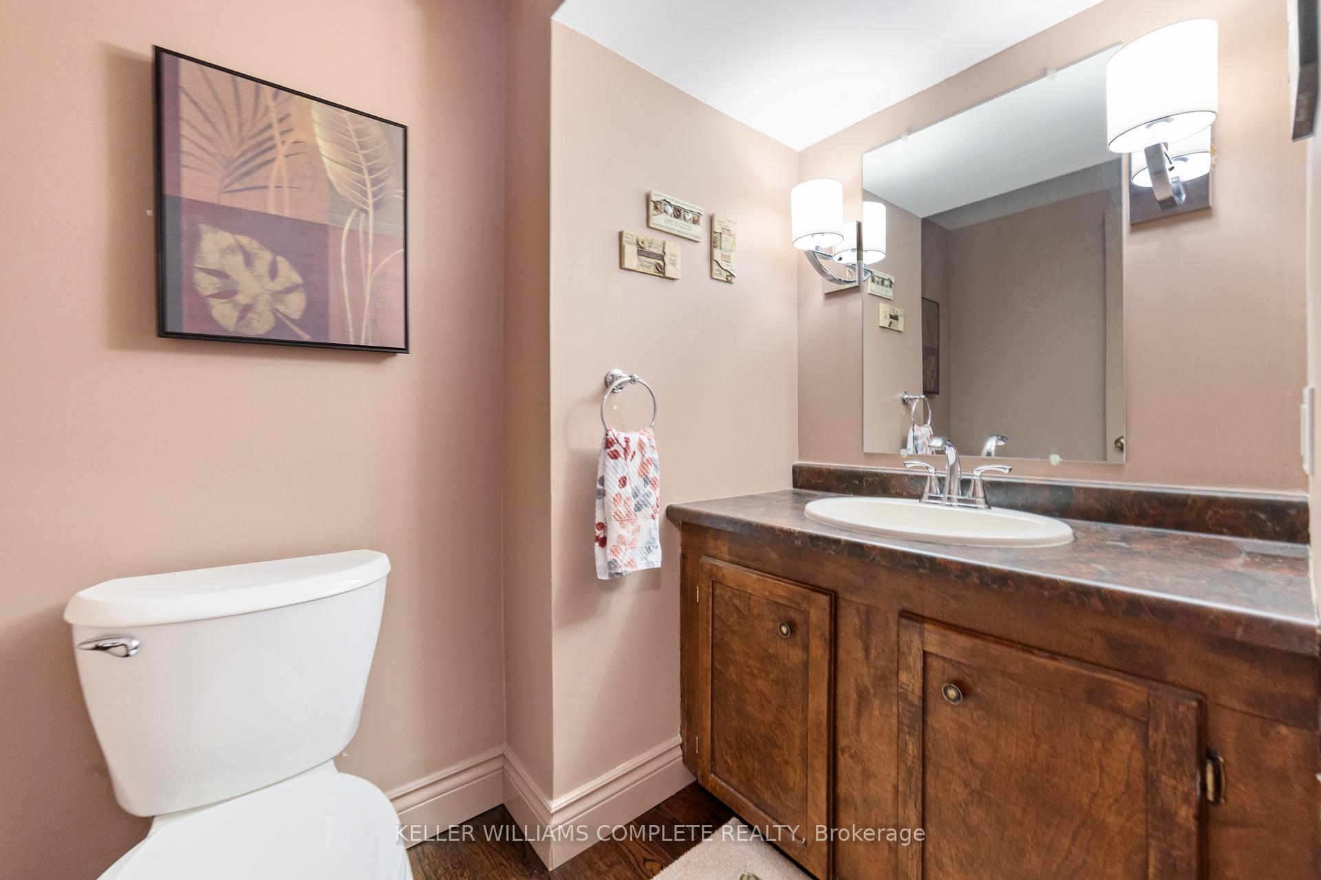 Photo 24 of 46 Preston Place, Welland, N. Welland — HOMEH