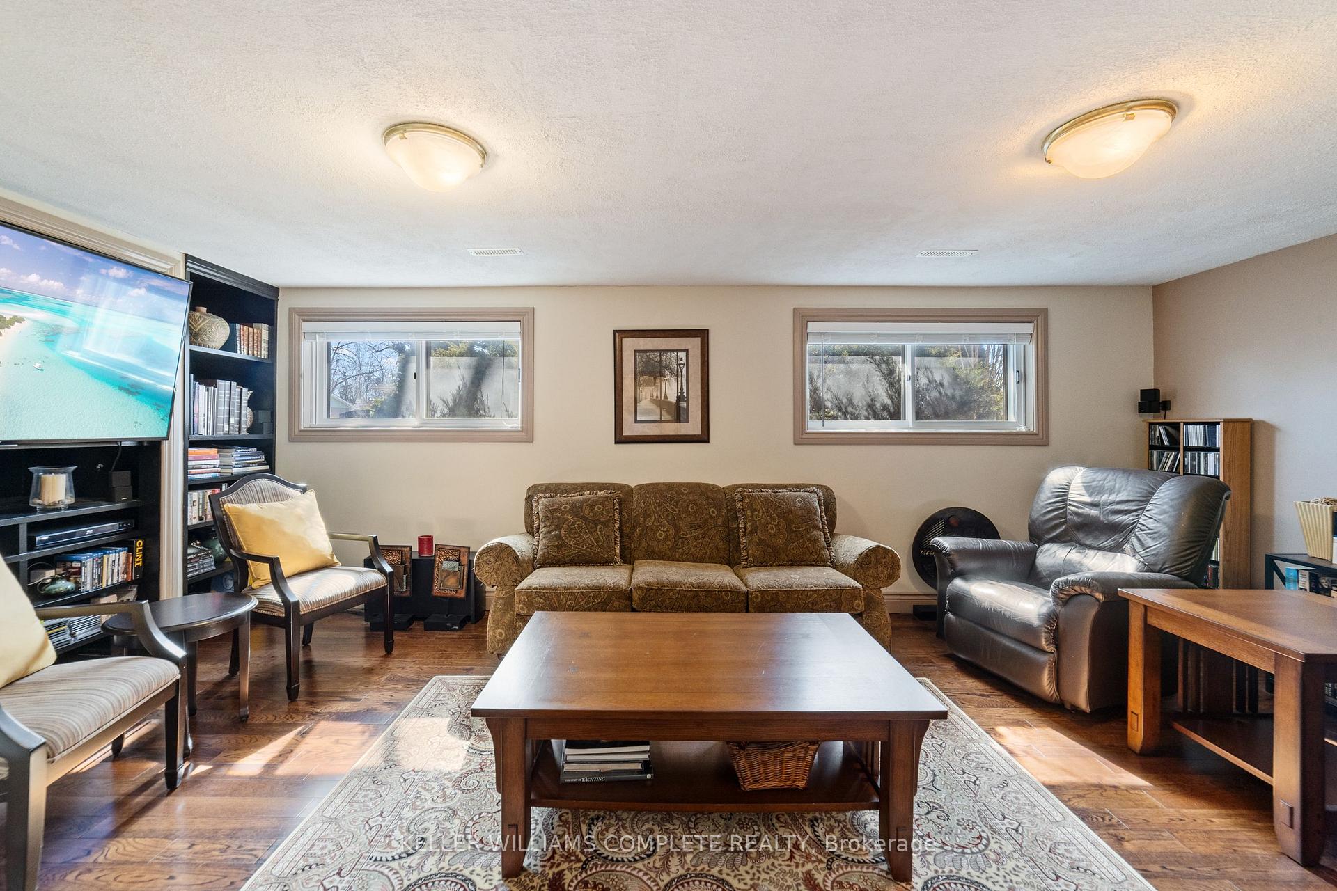 Photo 27 of 46 Preston Place, Welland, N. Welland — HOMEH