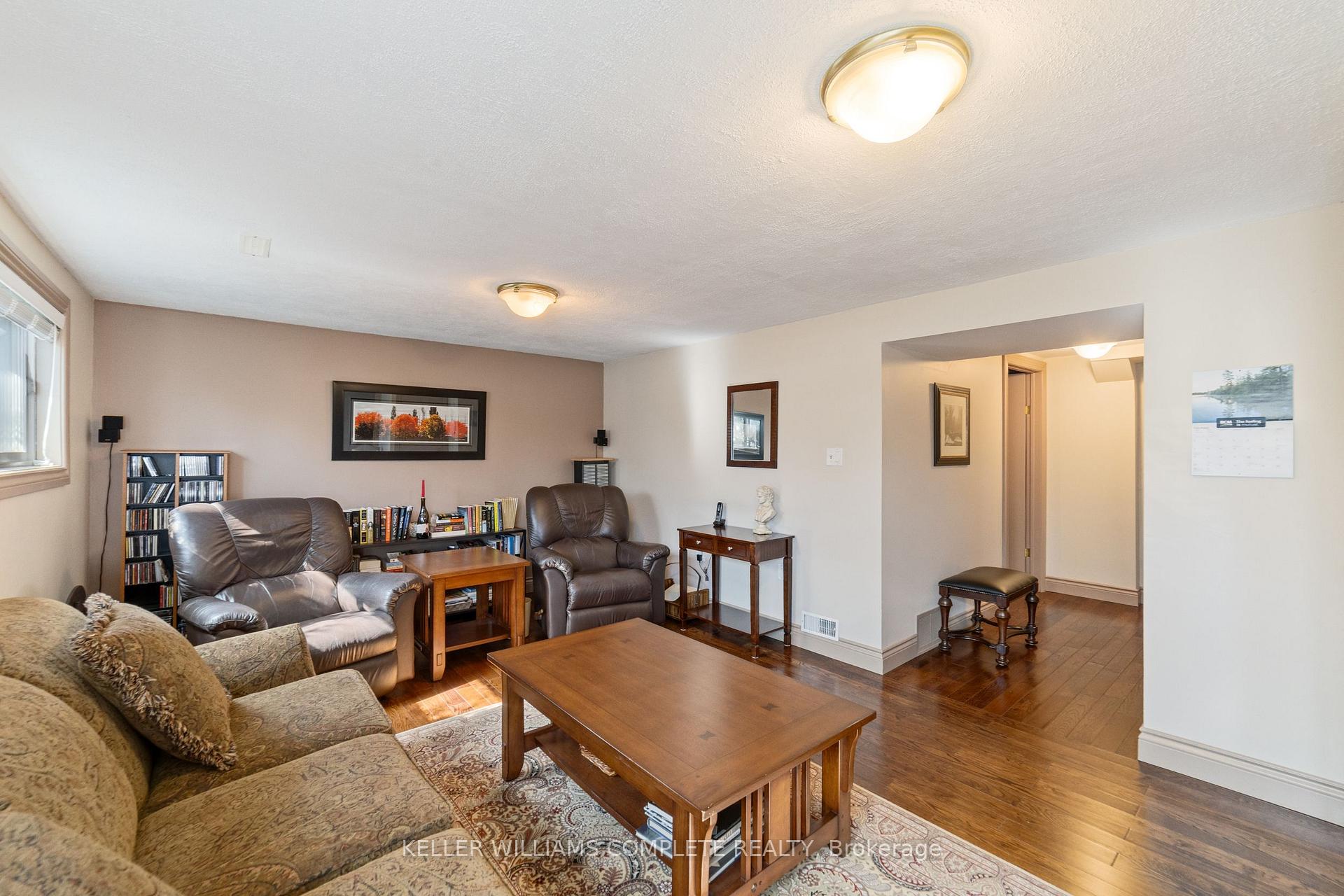 Photo 30 of 46 Preston Place, Welland, N. Welland — HOMEH