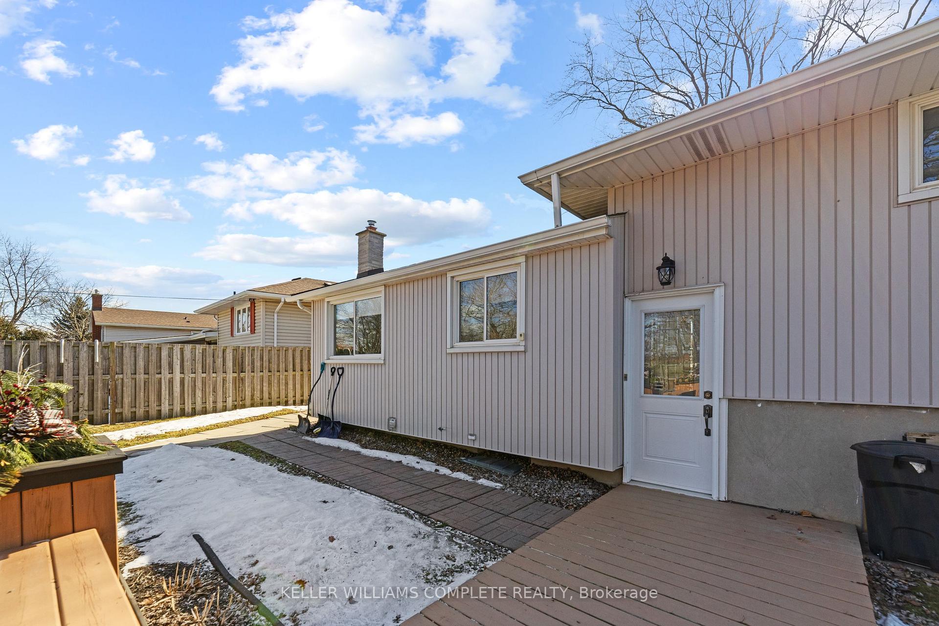 Photo 37 of 46 Preston Place, Welland, N. Welland — HOMEH