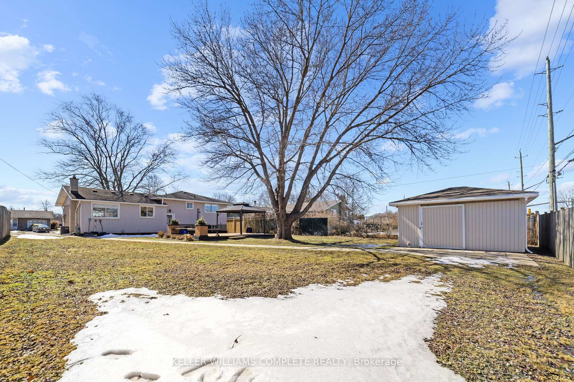 Photo 41 of 46 Preston Place, Welland, N. Welland — HOMEH