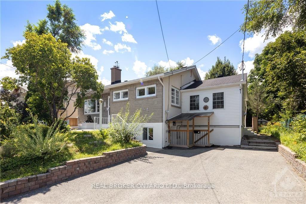 Photo 8 of Unit A, 924 Watson Street, Ottawa, Fairfield Heights — HOMEH