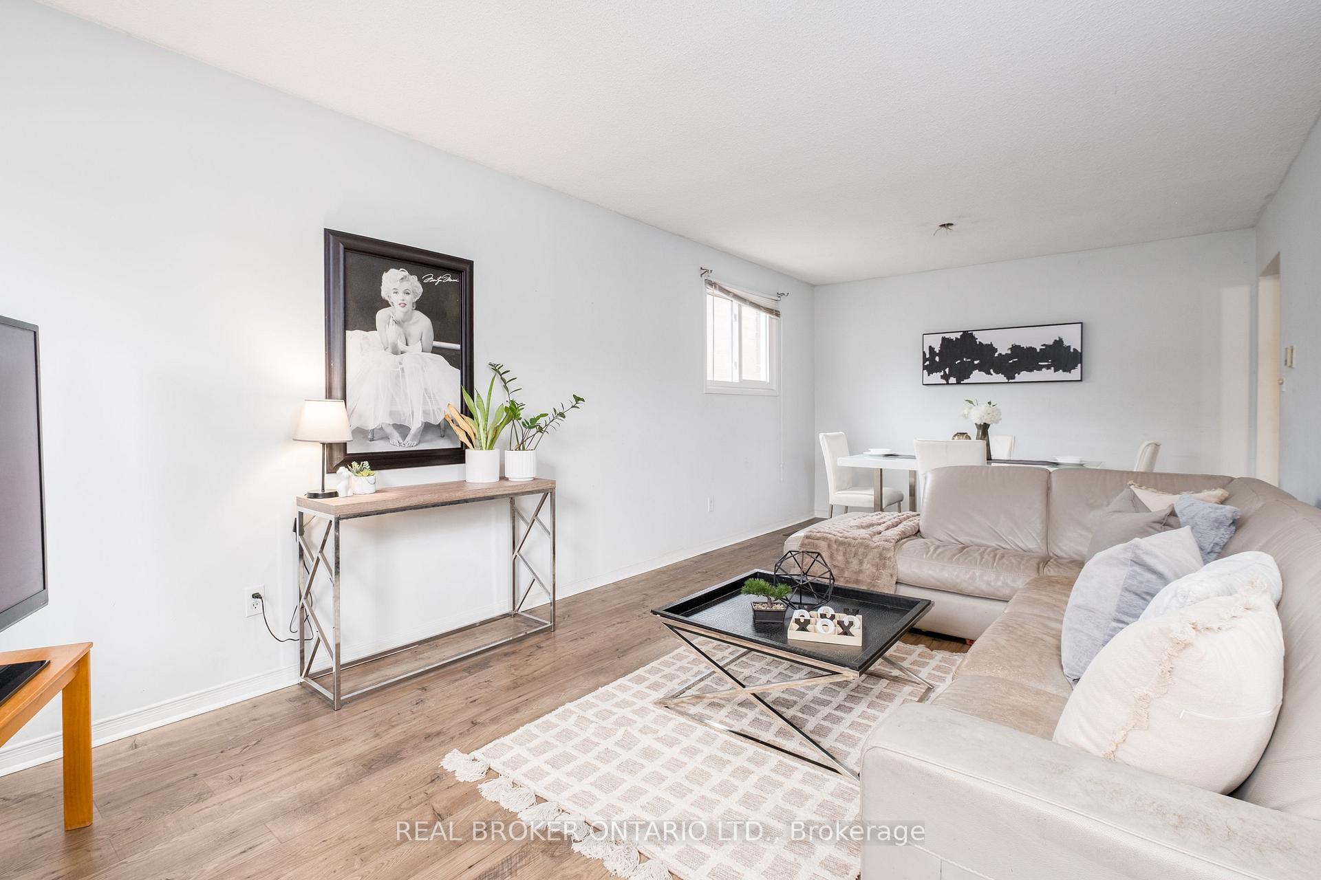 Photo 6 of 208 Johnson Avenue, Whitby, Blue Grass Meadows — HOMEH