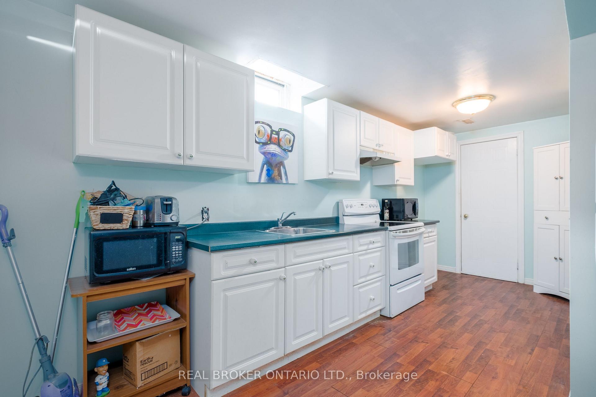 Photo 19 of 208 Johnson Avenue, Whitby, Blue Grass Meadows — HOMEH