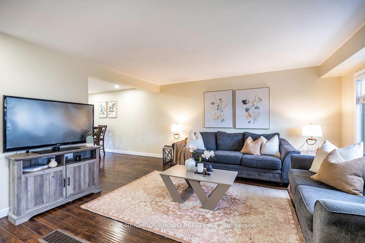 Photo 3 of 1458 Fenelon Crescent, Oshawa, Lakeview — HOMEH