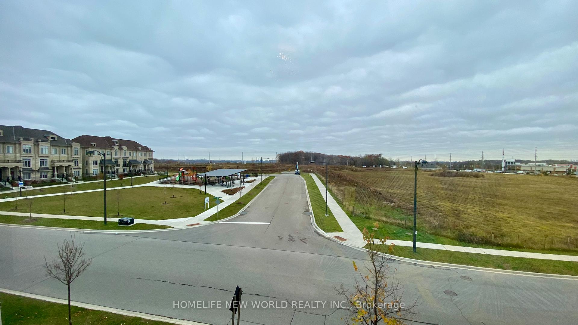Photo 20 of 50 Grand Trunk Avenue, Vaughan, Patterson — HOMEH