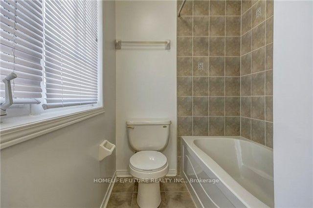 Photo 16 of 1023 Schooling Drive, Oshawa, Taunton — HOMEH