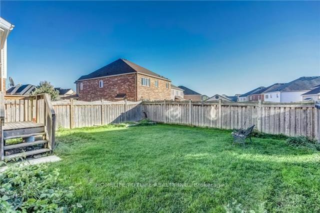 Photo 20 of 1023 Schooling Drive, Oshawa, Taunton — HOMEH