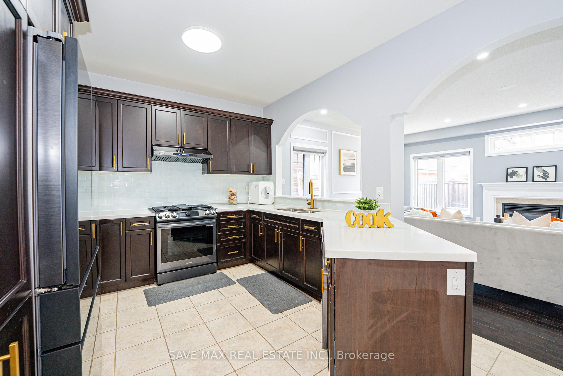 Photo 12 of 113 Sharplin Drive, Ajax, South East — HOMEH