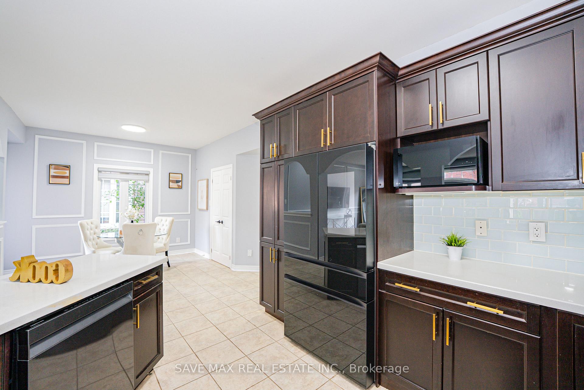 Photo 13 of 113 Sharplin Drive, Ajax, South East — HOMEH