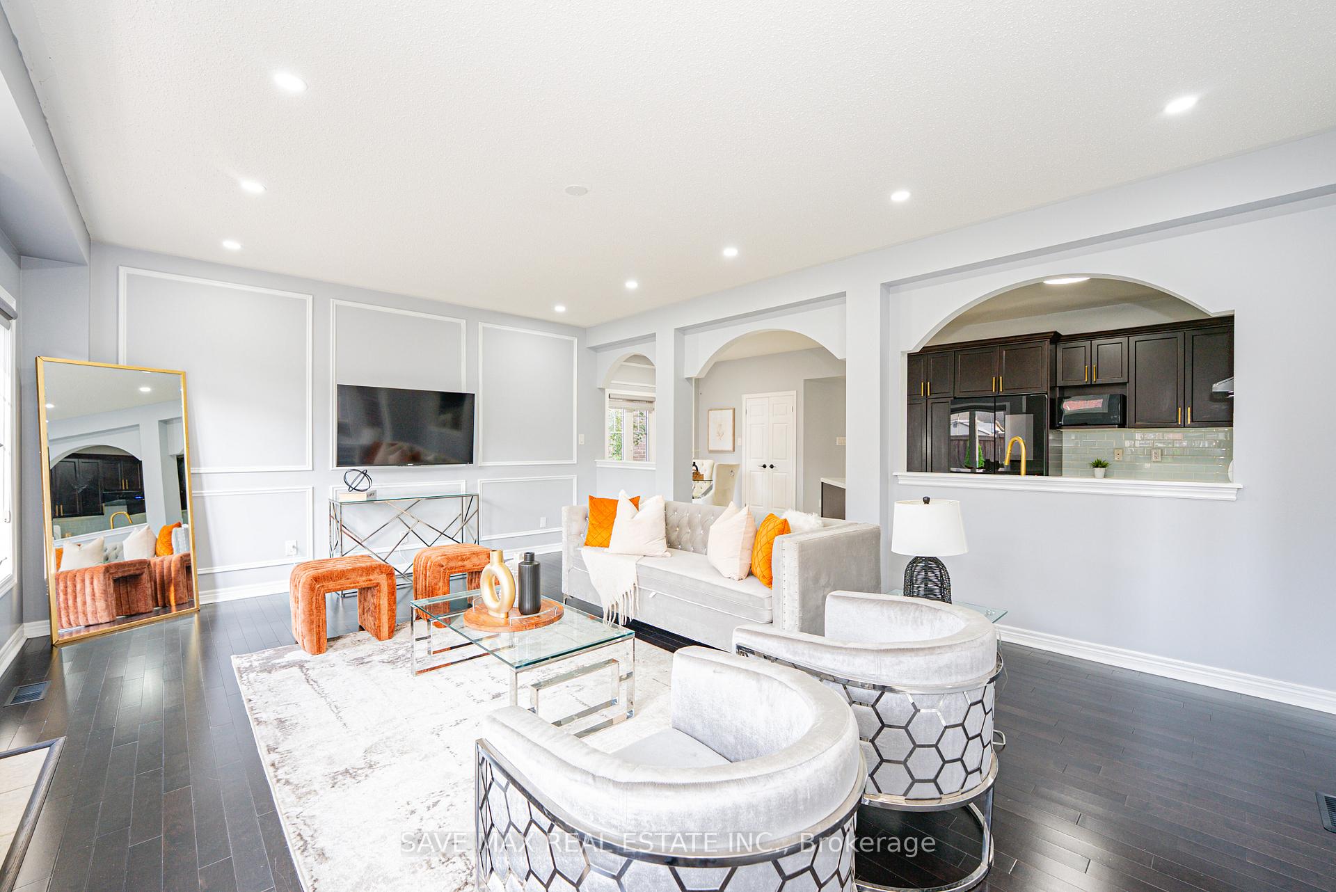 Photo 15 of 113 Sharplin Drive, Ajax, South East — HOMEH