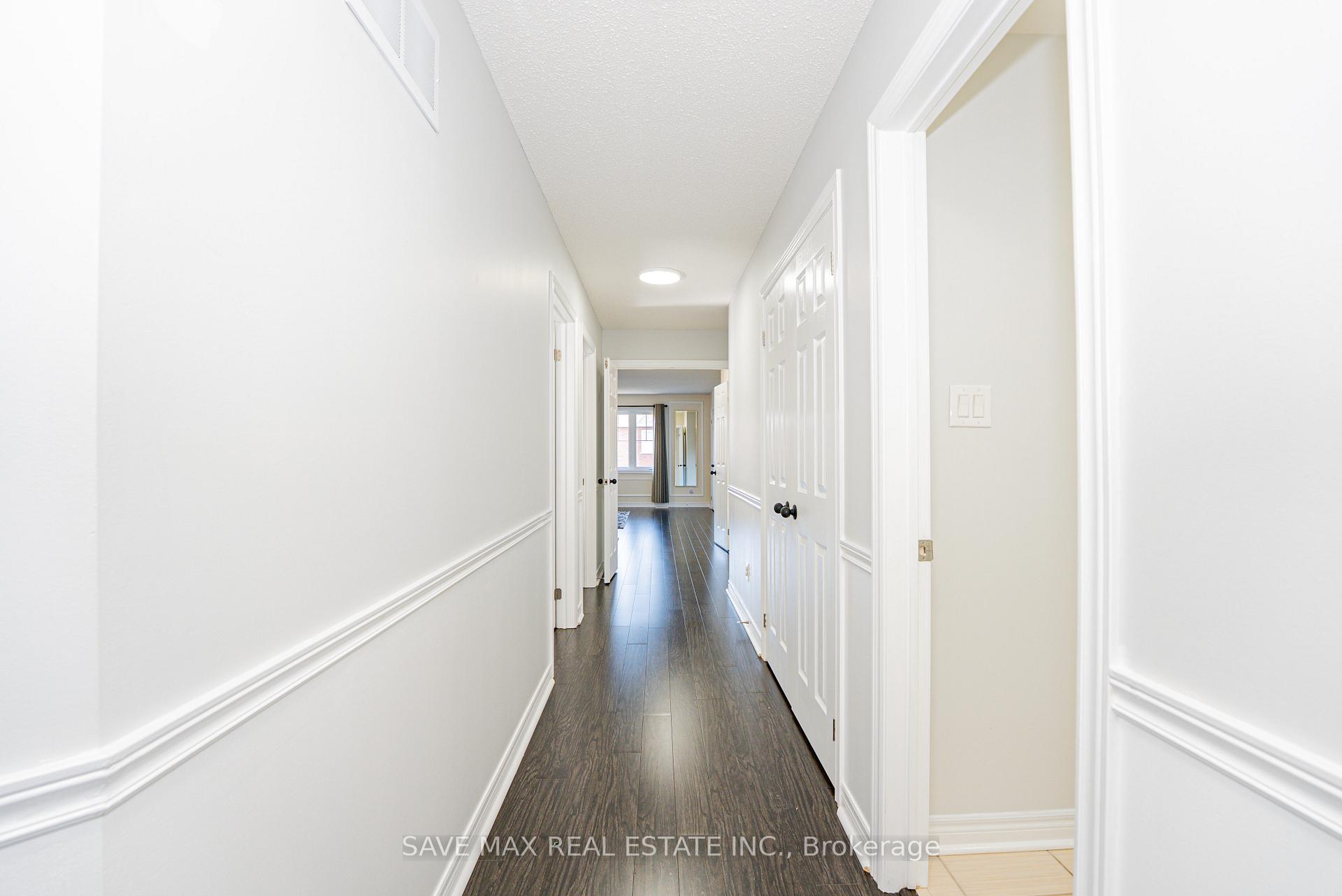 Photo 20 of 113 Sharplin Drive, Ajax, South East — HOMEH