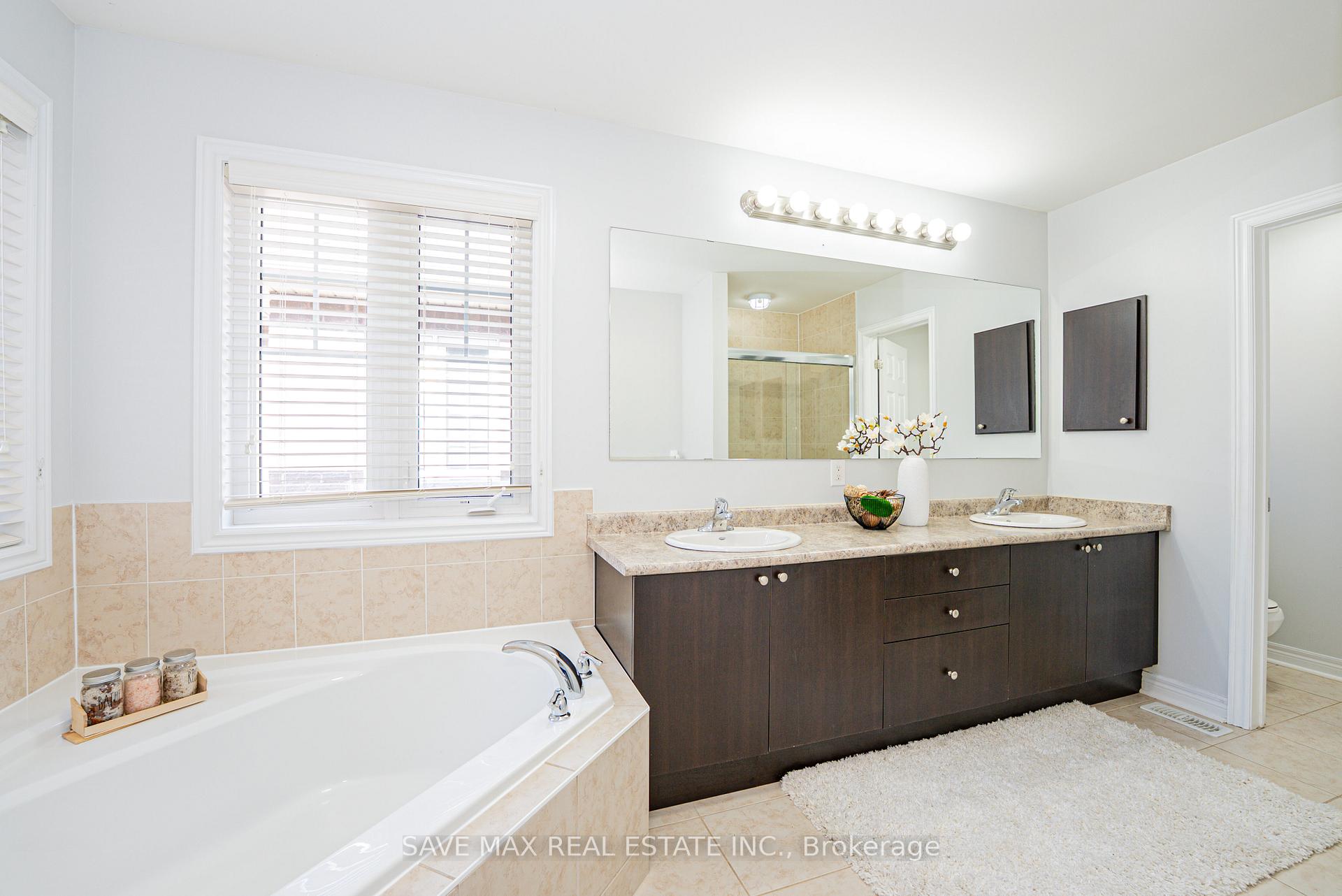 Photo 25 of 113 Sharplin Drive, Ajax, South East — HOMEH