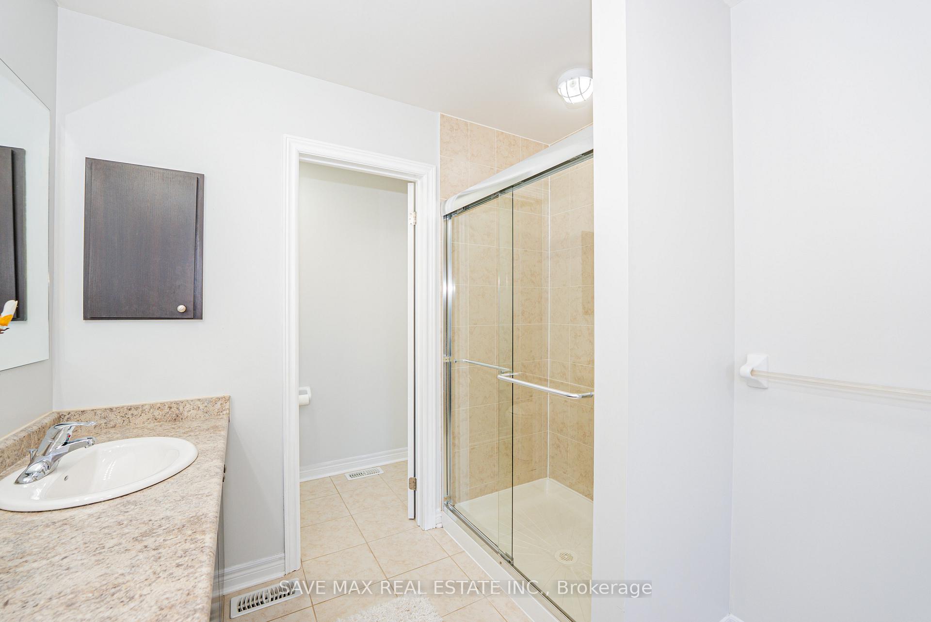Photo 28 of 113 Sharplin Drive, Ajax, South East — HOMEH