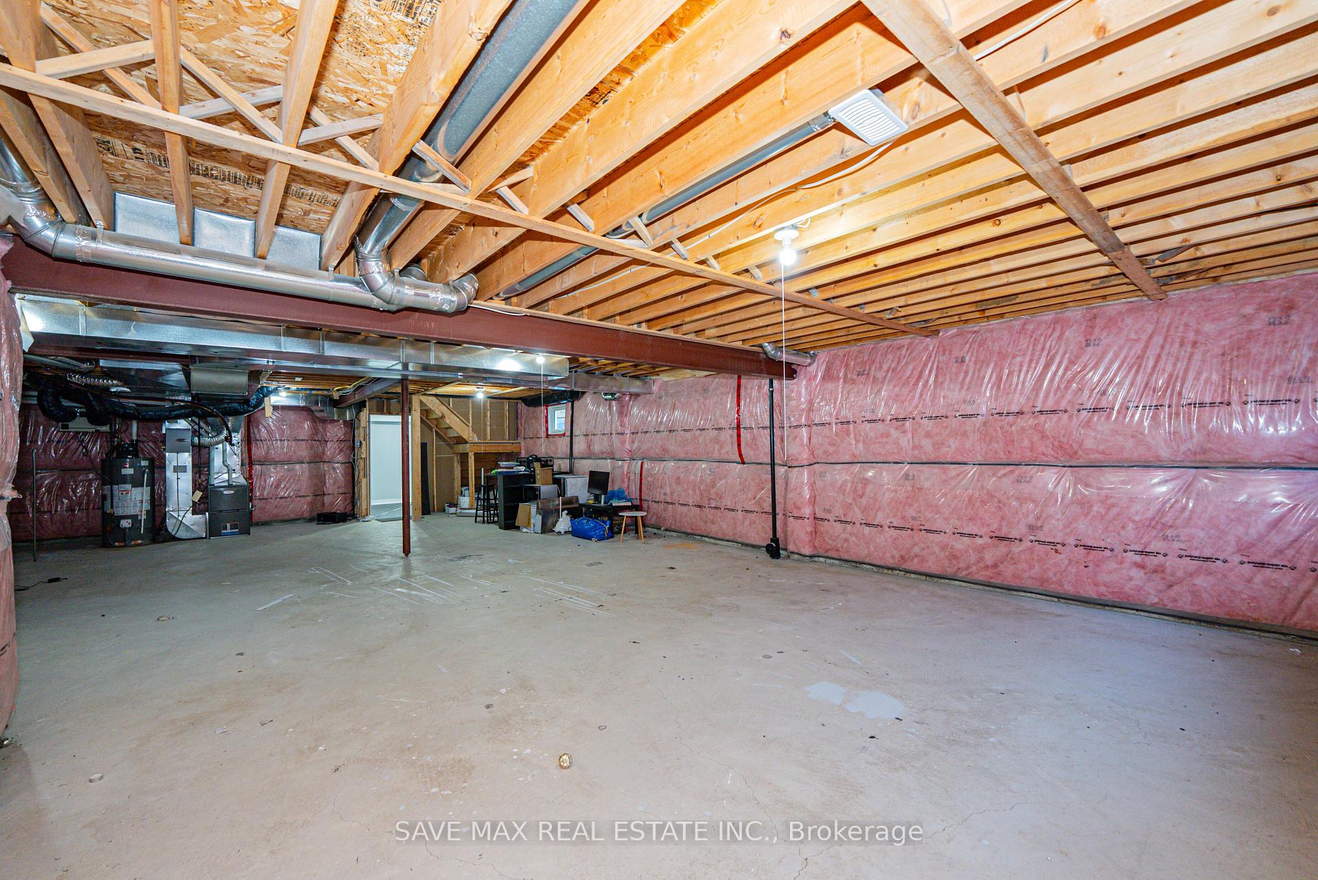 Photo 37 of 113 Sharplin Drive, Ajax, South East — HOMEH