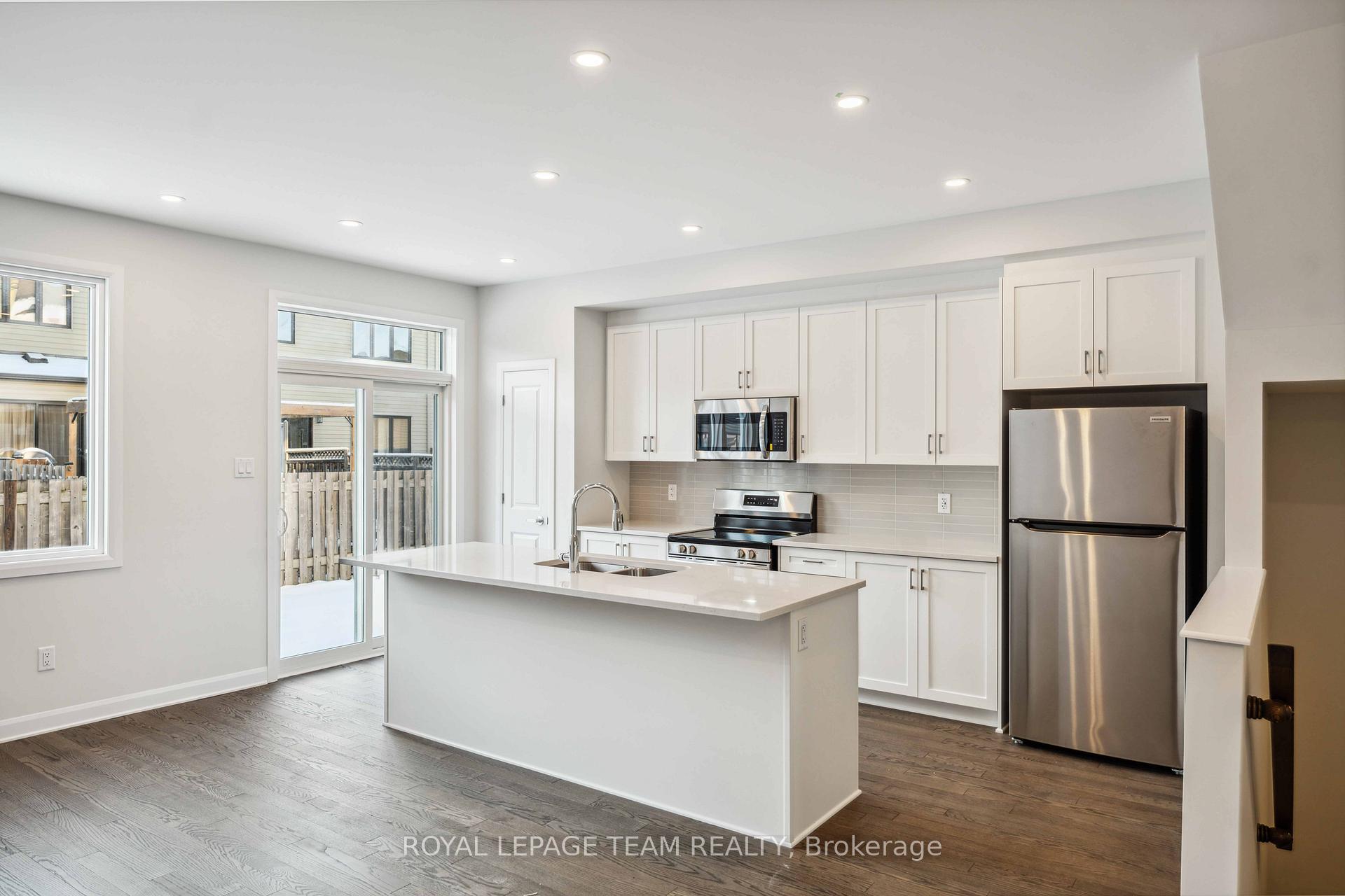 Photo 6 of 321 Establish Avenue, Ottawa, Avalon West — HOMEH