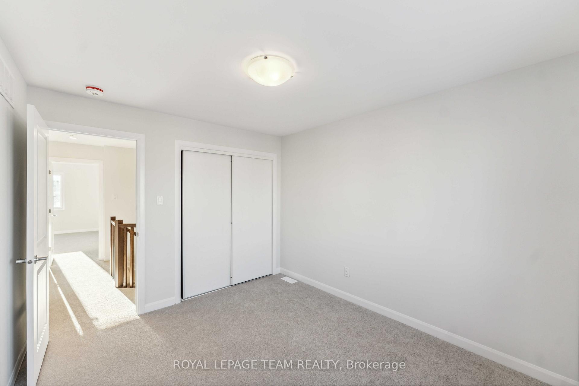 Photo 18 of 321 Establish Avenue, Ottawa, Avalon West — HOMEH
