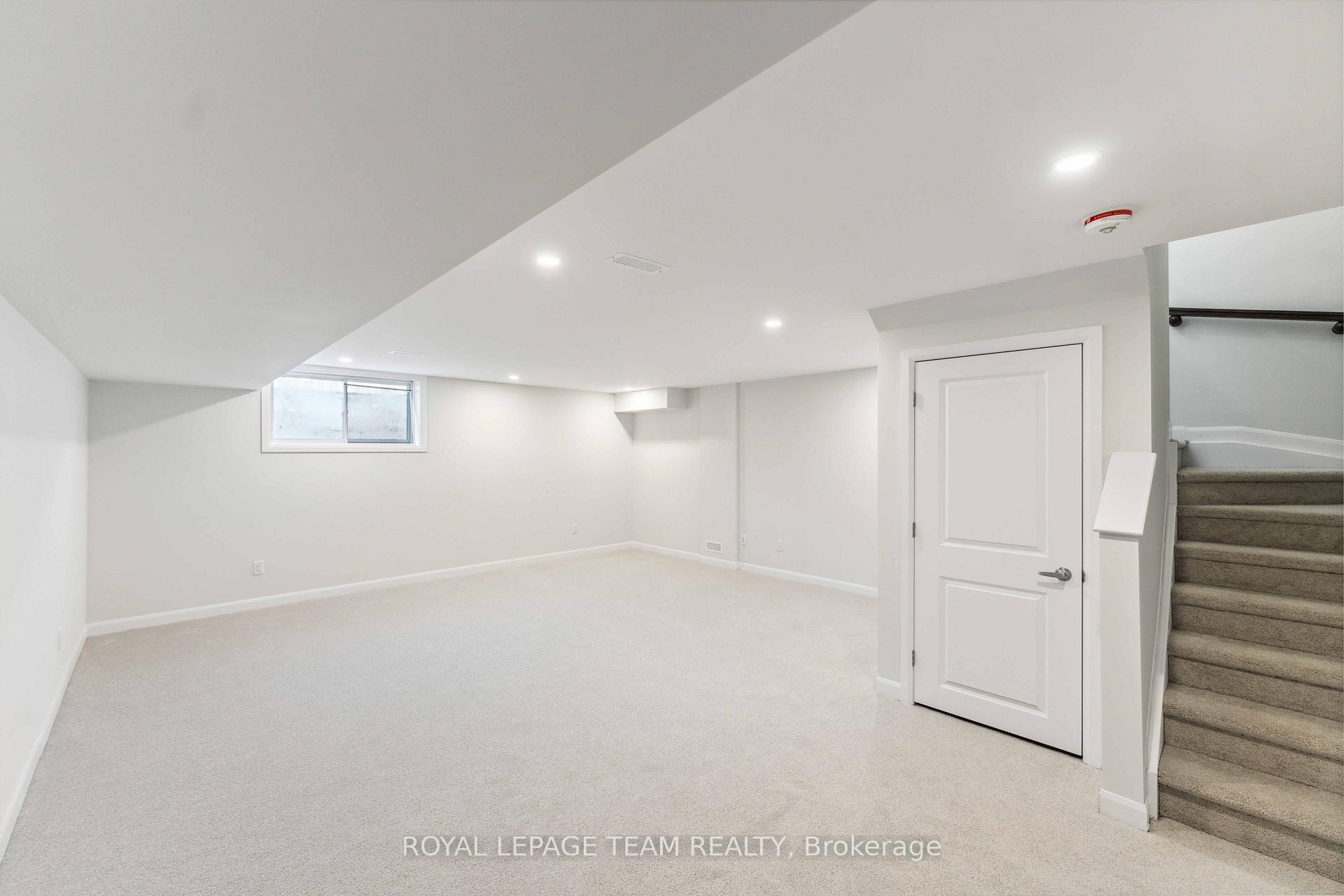 Photo 23 of 321 Establish Avenue, Ottawa, Avalon West — HOMEH