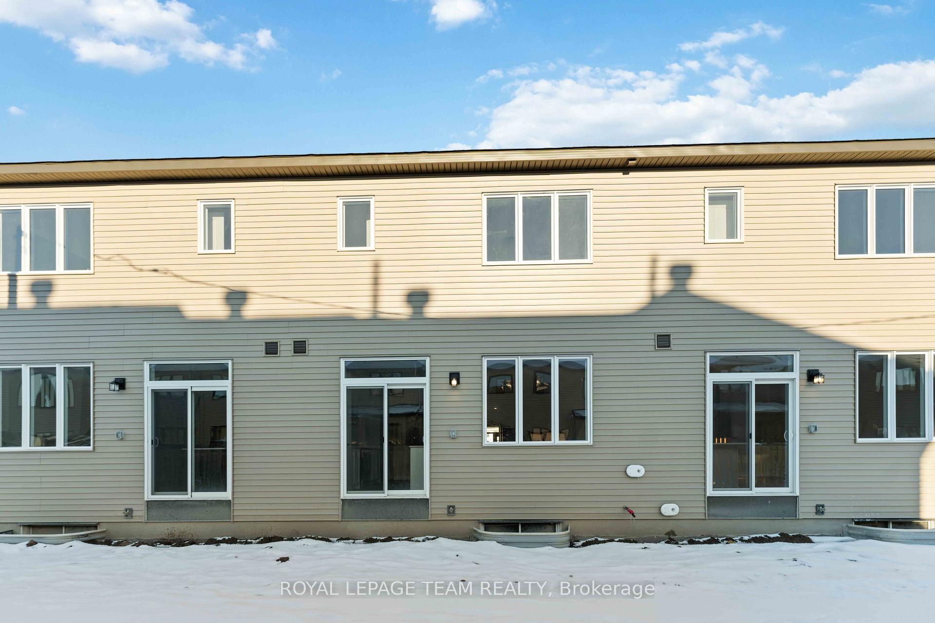 Photo 29 of 321 Establish Avenue, Ottawa, Avalon West — HOMEH