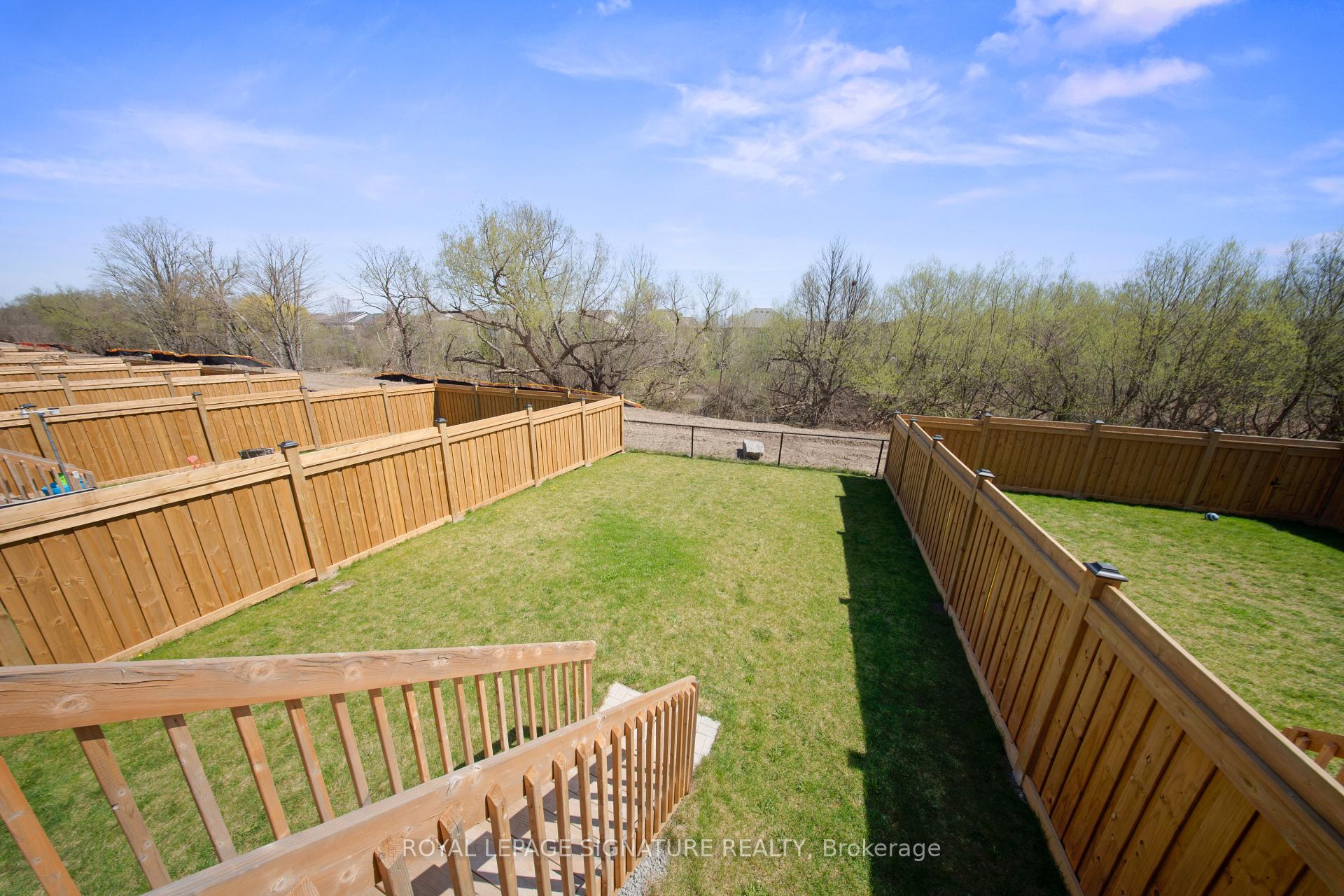 Photo 11 of 94 Barkerville Drive, Whitby, Rural Whitby — HOMEH