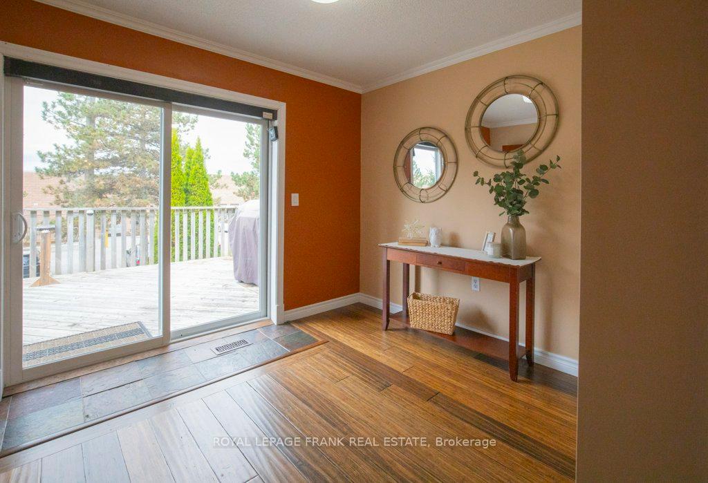 Photo 14 of 324 Towerhill Road, Peterborough, Northcrest Ward 5 — HOMEH