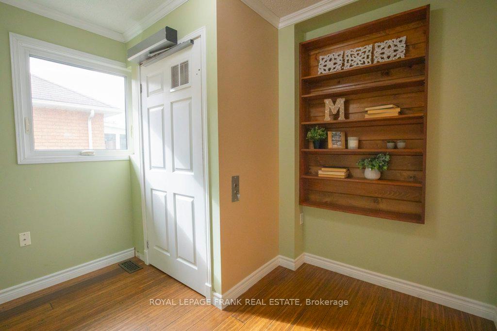 Photo 24 of 324 Towerhill Road, Peterborough, Northcrest Ward 5 — HOMEH