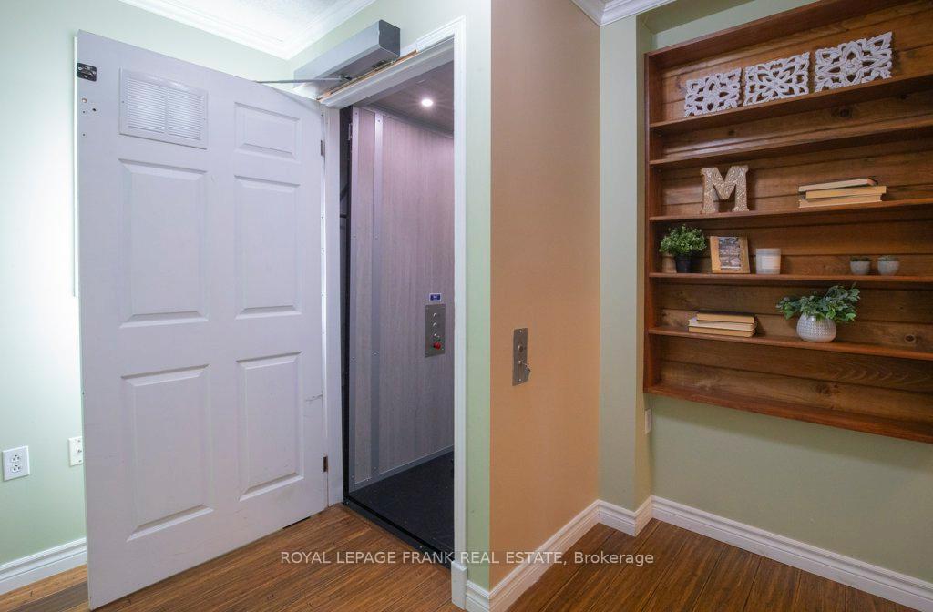 Photo 25 of 324 Towerhill Road, Peterborough, Northcrest Ward 5 — HOMEH