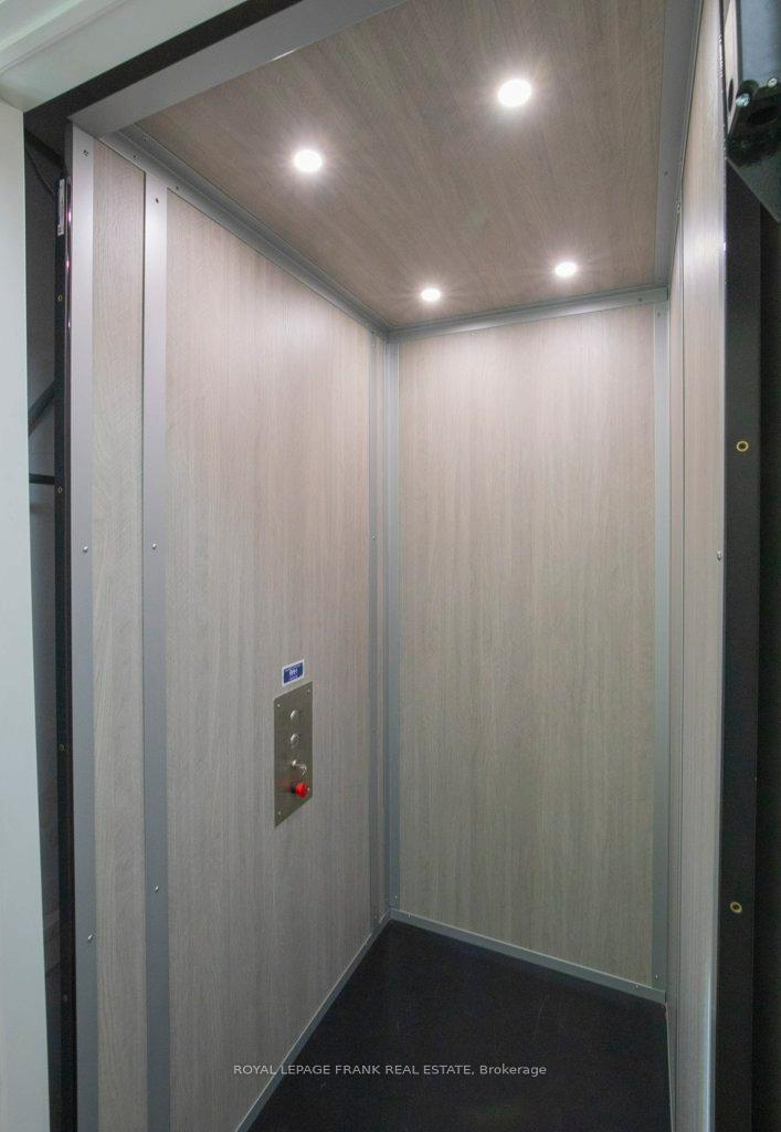 Photo 26 of 324 Towerhill Road, Peterborough, Northcrest Ward 5 — HOMEH