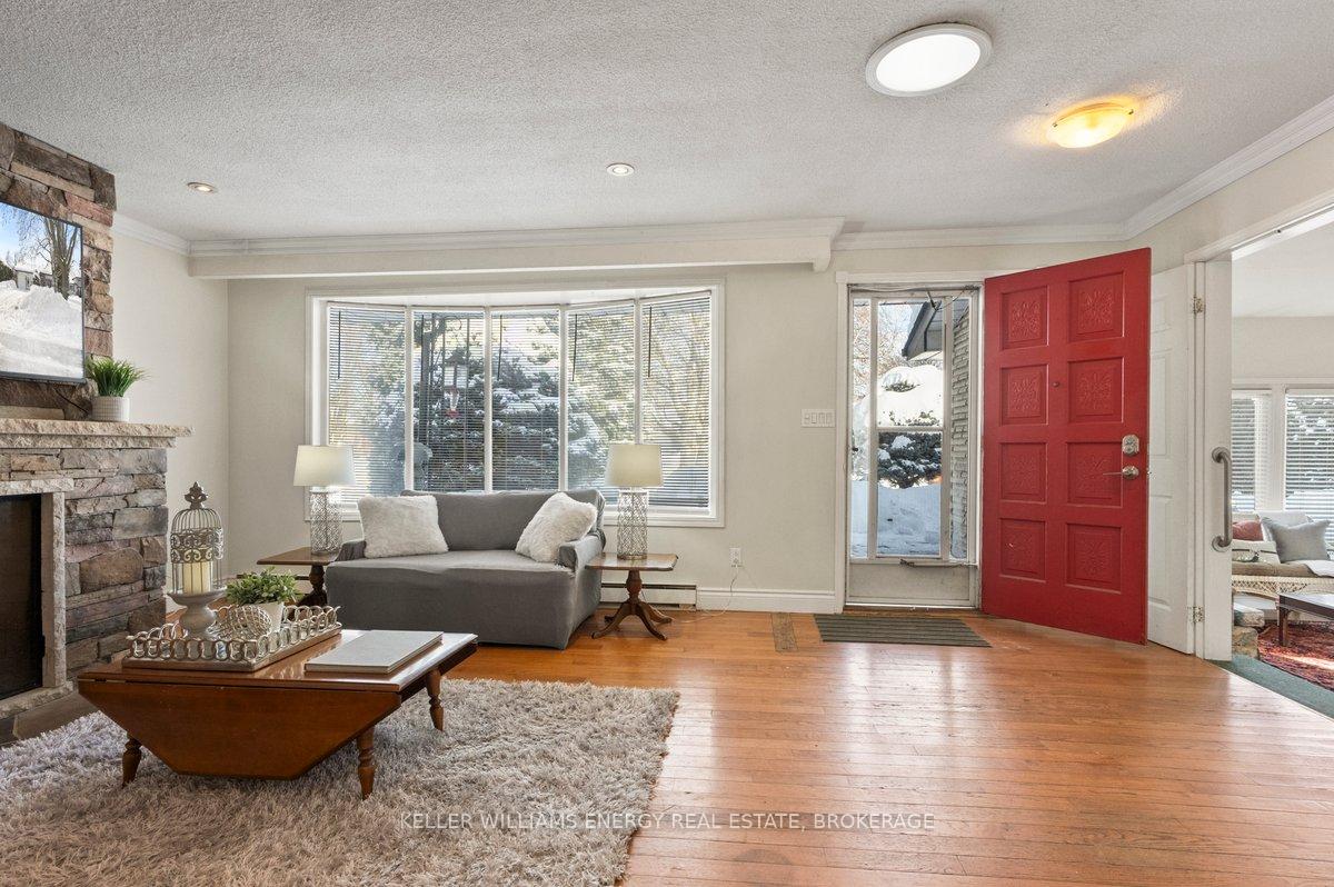 Photo 4 of 155 Switzer Drive, Oshawa, Centennial — HOMEH