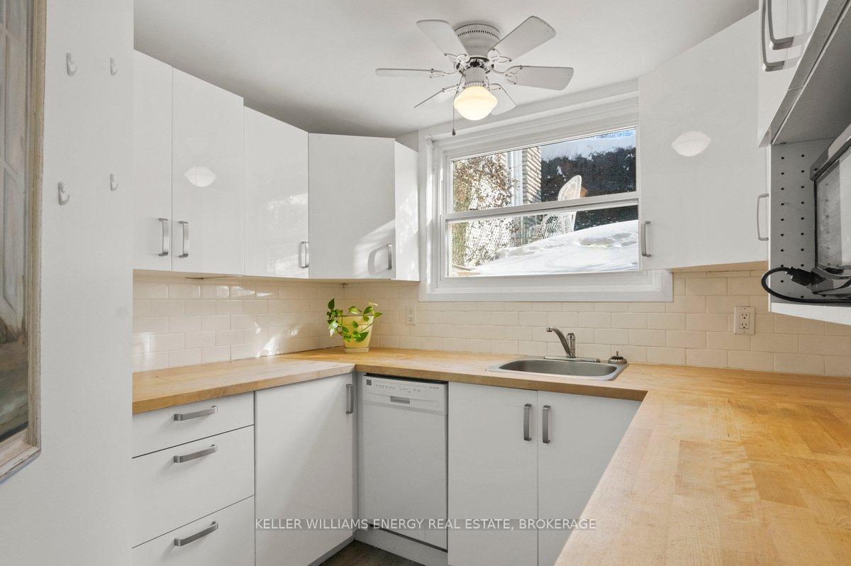 Photo 16 of 155 Switzer Drive, Oshawa, Centennial — HOMEH