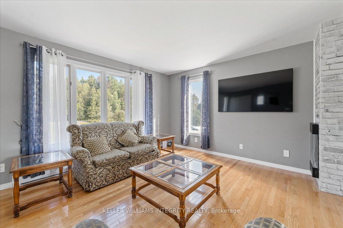 Photo 5 of 3992 Devine Road, Ottawa, Vars & Area — HOMEH