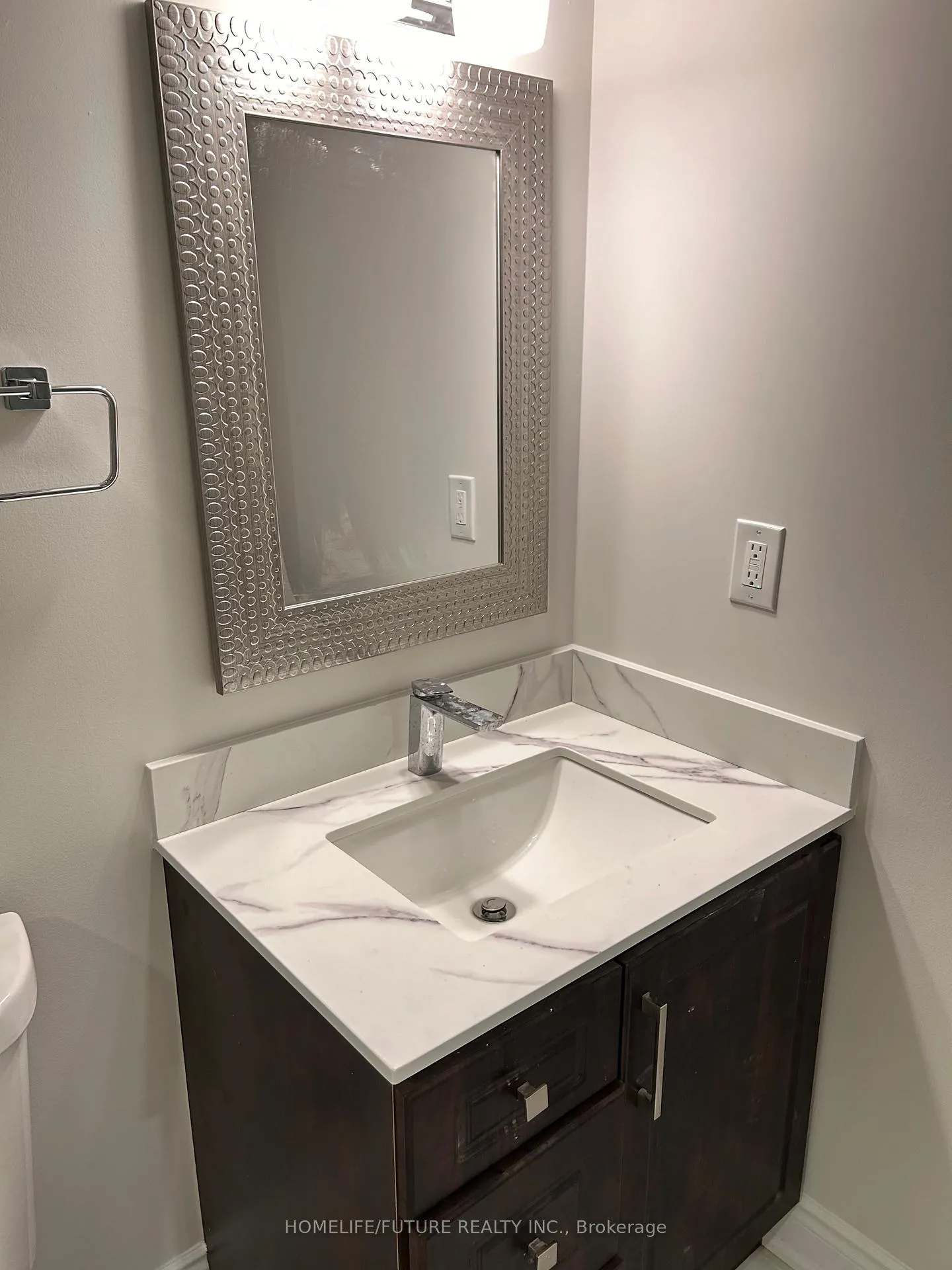 Photo 12 of 1091 Rippingale Trail, Peterborough, Northcrest Ward 5 — HOMEH