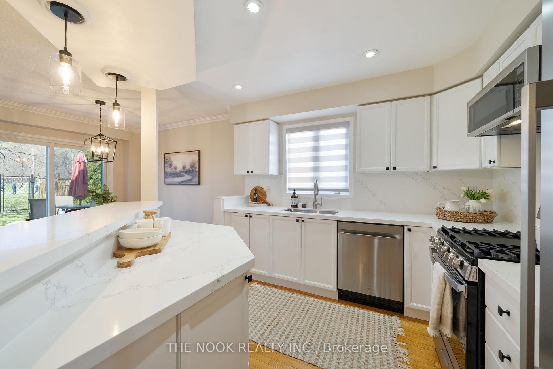Photo 15 of 90 Gartshore Drive, Whitby, Williamsburg — HOMEH