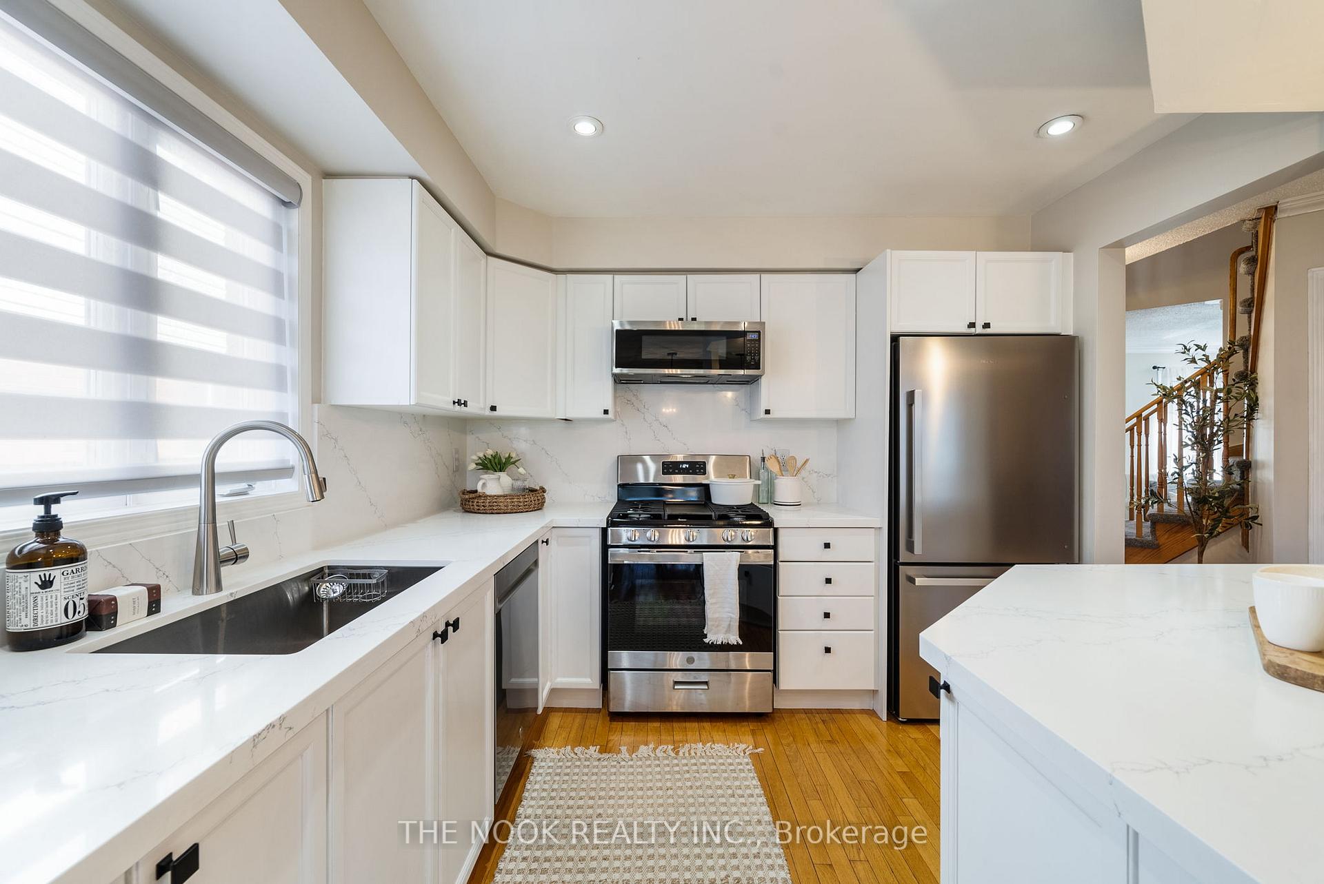 Photo 16 of 90 Gartshore Drive, Whitby, Williamsburg — HOMEH