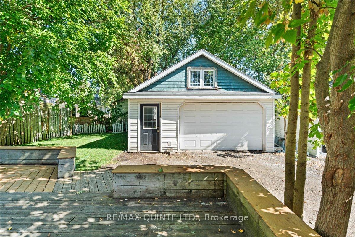Photo 33 of 159 Ann Street, Belleville, Belleville Ward — HOMEH