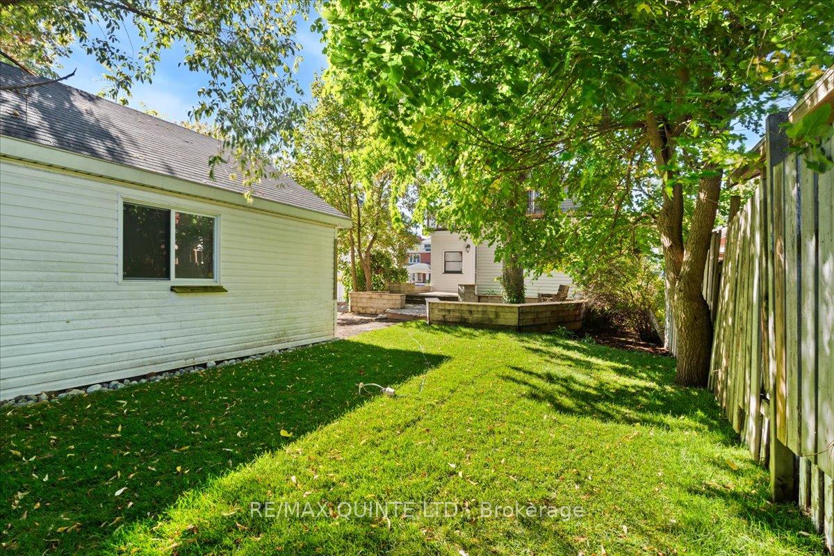 Photo 46 of 159 Ann Street, Belleville, Belleville Ward — HOMEH