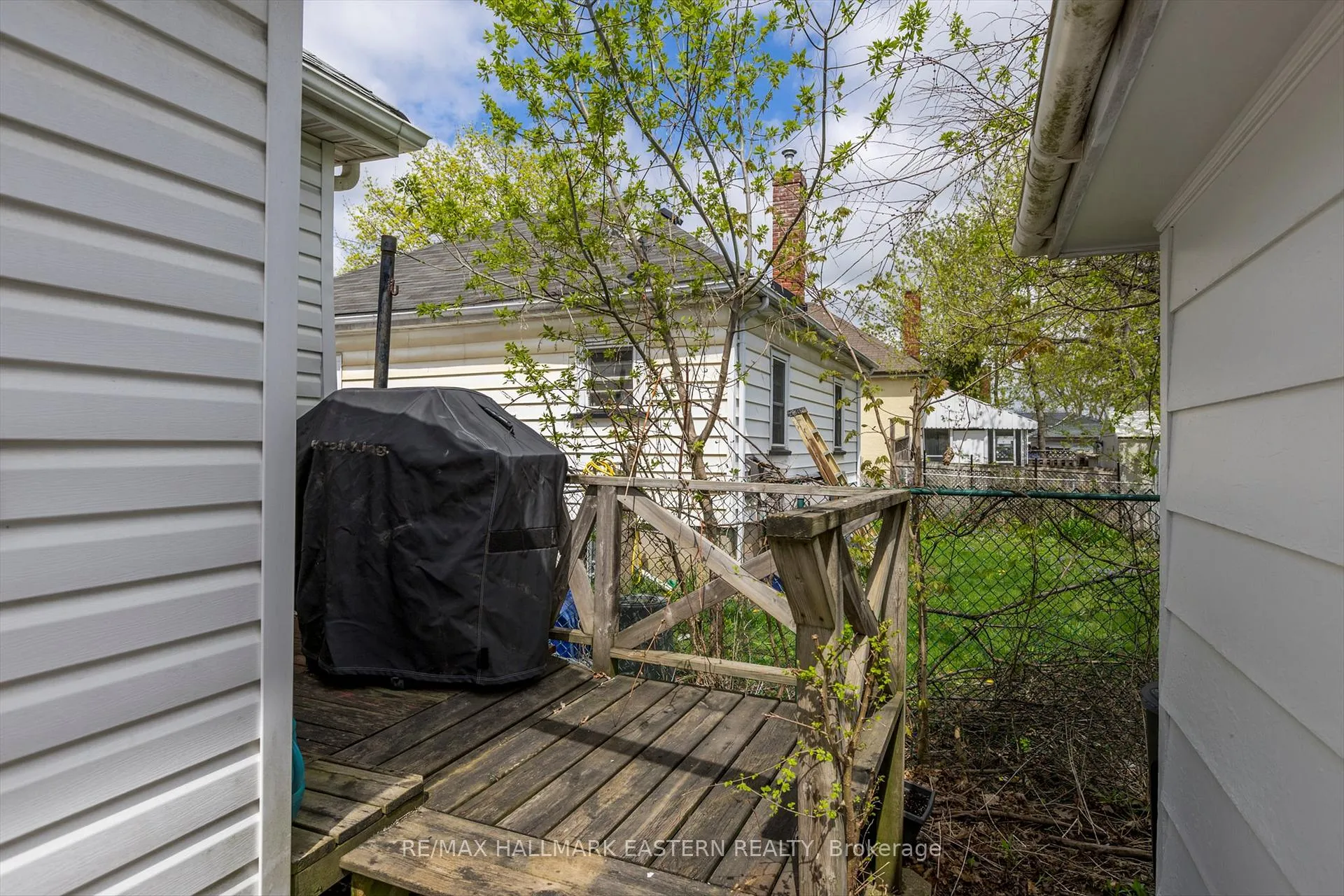 Photo 39 of 706 Monaghan Road, Peterborough, Otonabee Ward 1 — HOMEH
