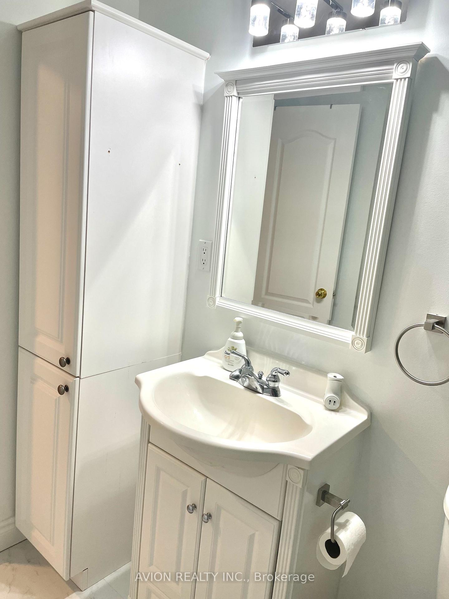 Photo 6 of Unit Bsmt, 1085 Mountview Drive, Oshawa, Pinecrest — HOMEH