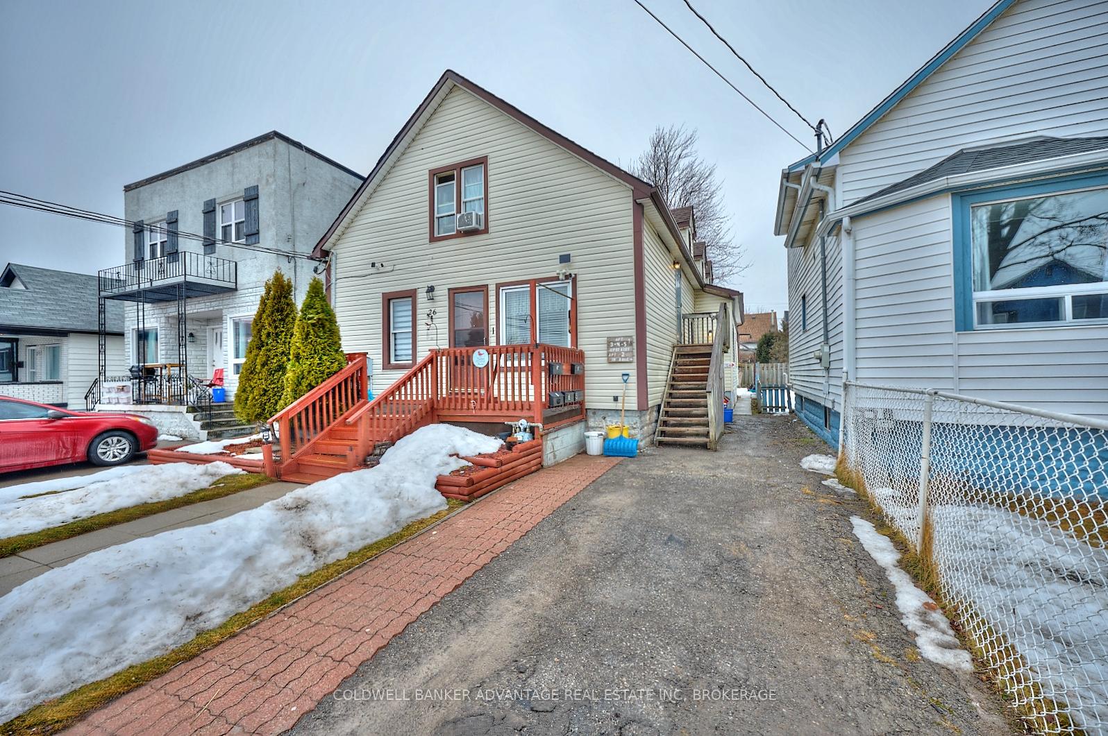 Photo 1 of 26 Cozy Street W, Welland, Lincoln/Crowland — HOMEH