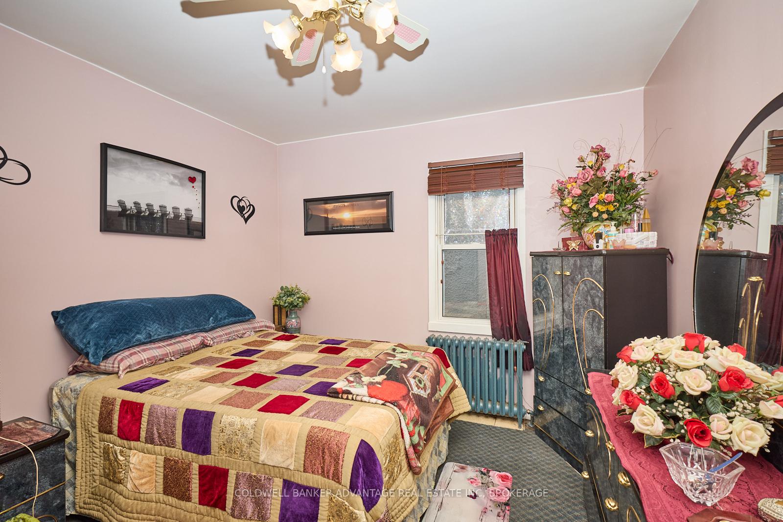 Photo 10 of 26 Cozy Street W, Welland, Lincoln/Crowland — HOMEH