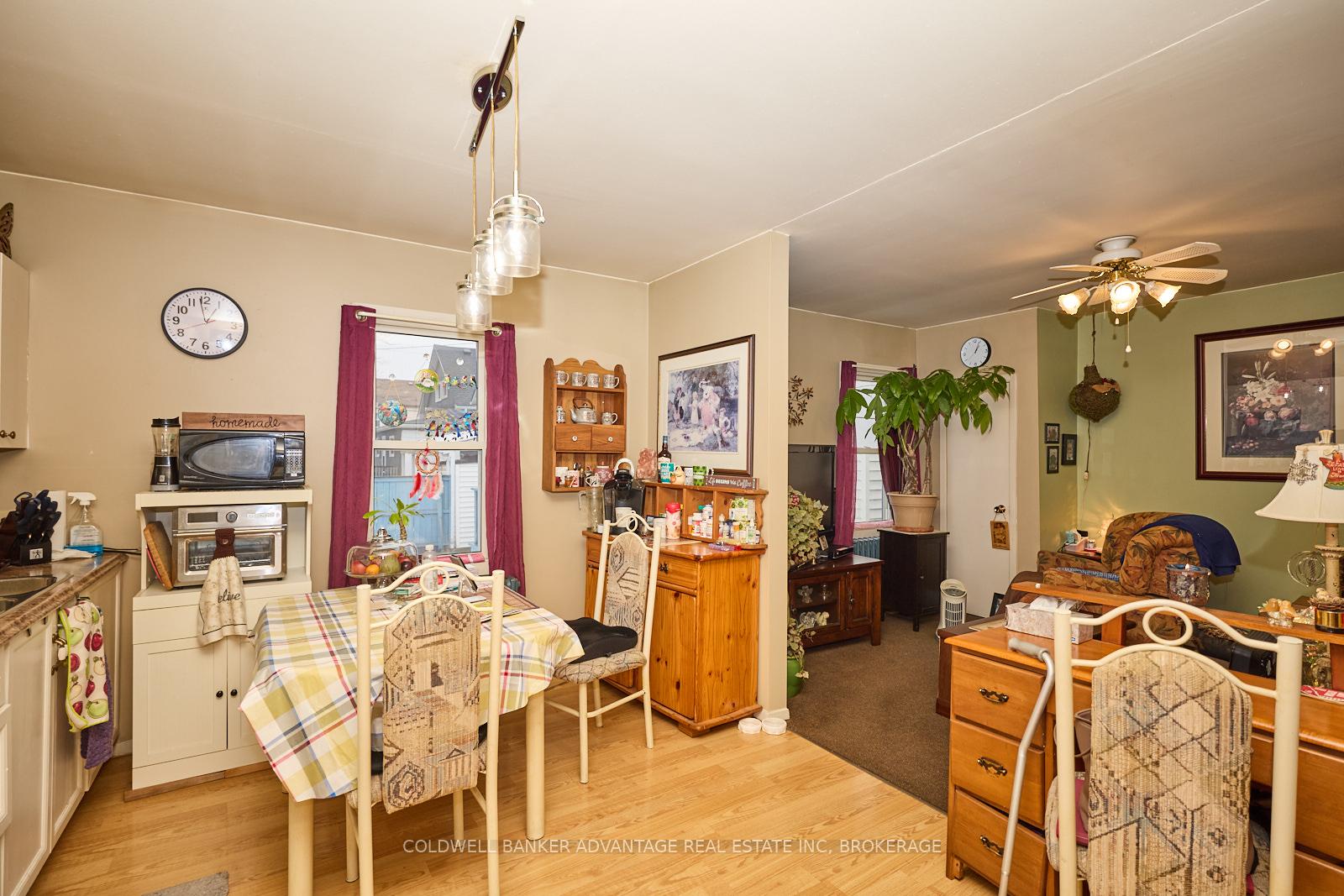 Photo 13 of 26 Cozy Street W, Welland, Lincoln/Crowland — HOMEH
