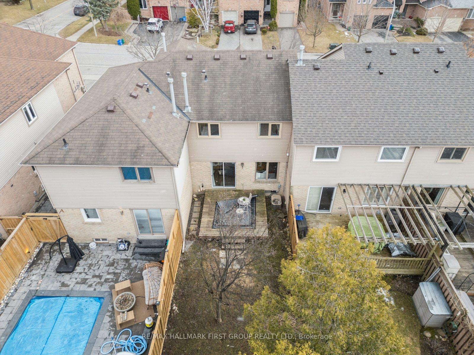 Photo 25 of 132 Timber Mill Avenue, Whitby, Williamsburg — HOMEH