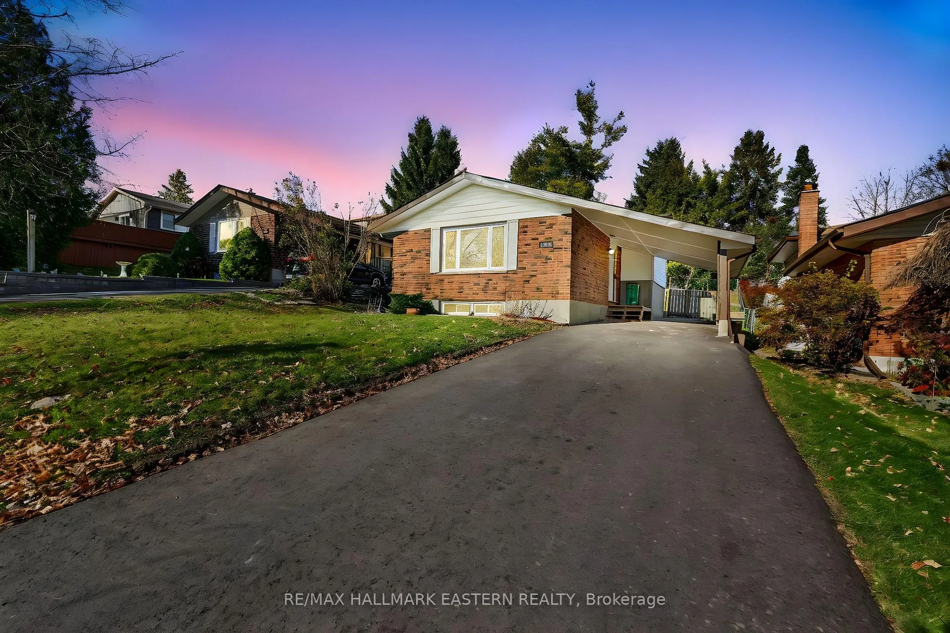 Photo 2 of 1628 Cherryhill Road, Peterborough, Monaghan Ward 2 — HOMEH