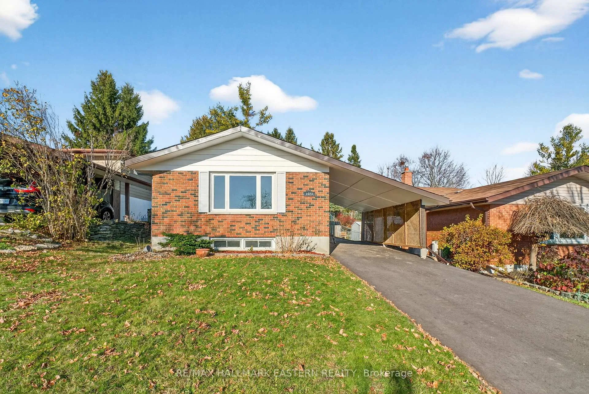 Photo 3 of 1628 Cherryhill Road, Peterborough, Monaghan Ward 2 — HOMEH