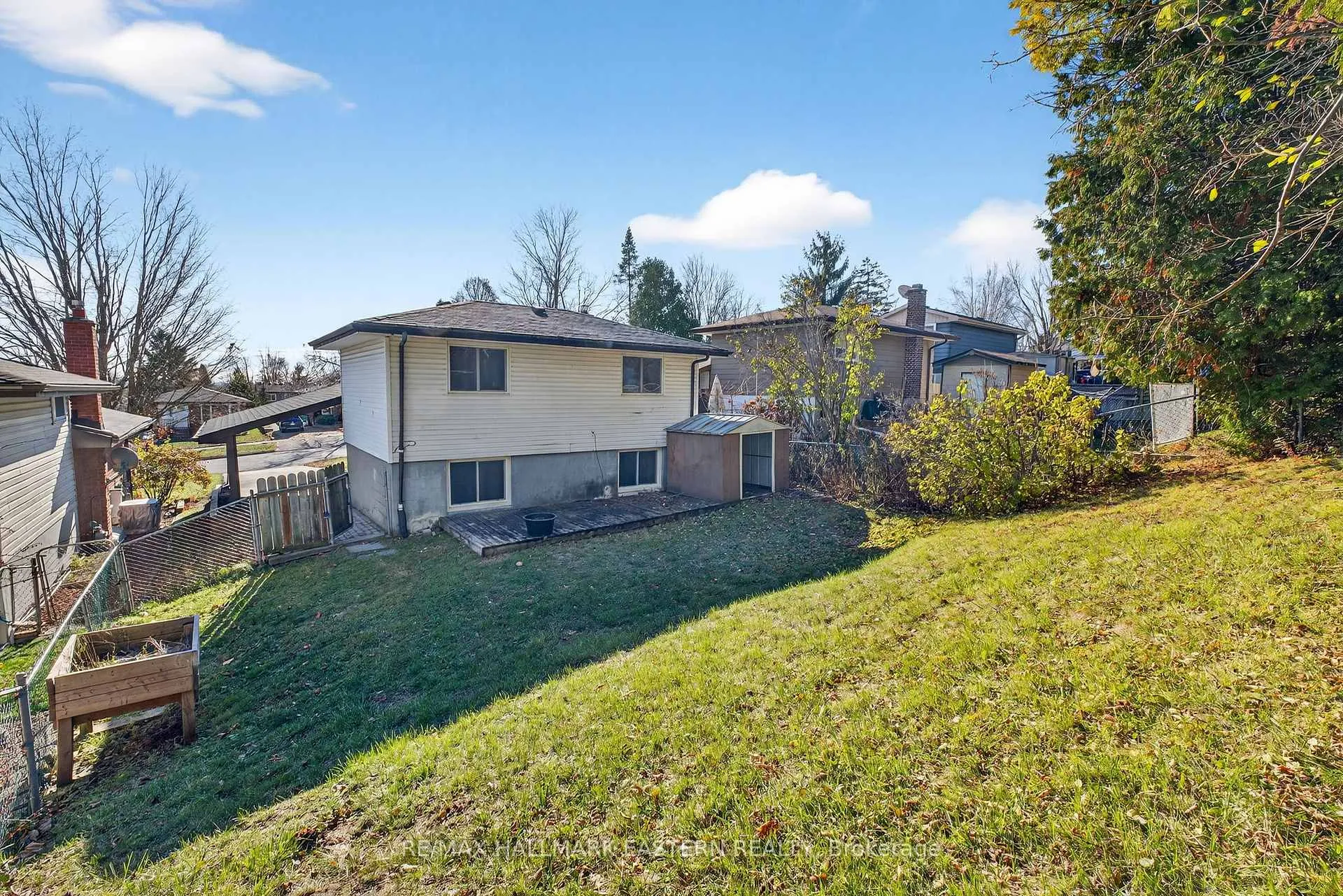 Photo 40 of 1628 Cherryhill Road, Peterborough, Monaghan Ward 2 — HOMEH