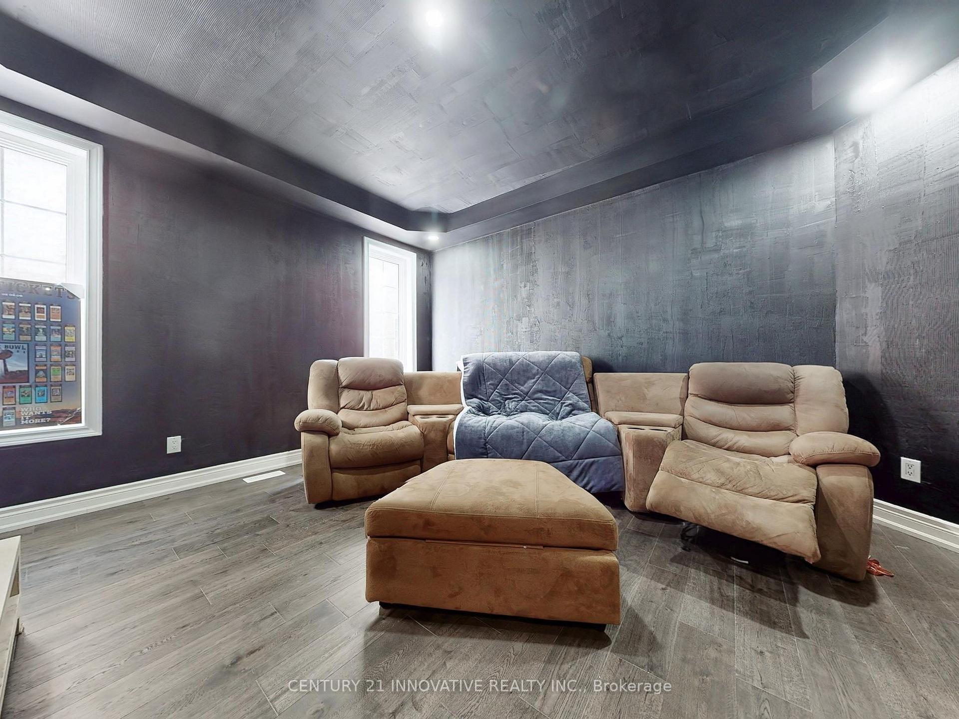 Photo 4 of 956 Coyston Drive, Oshawa, Eastdale — HOMEH