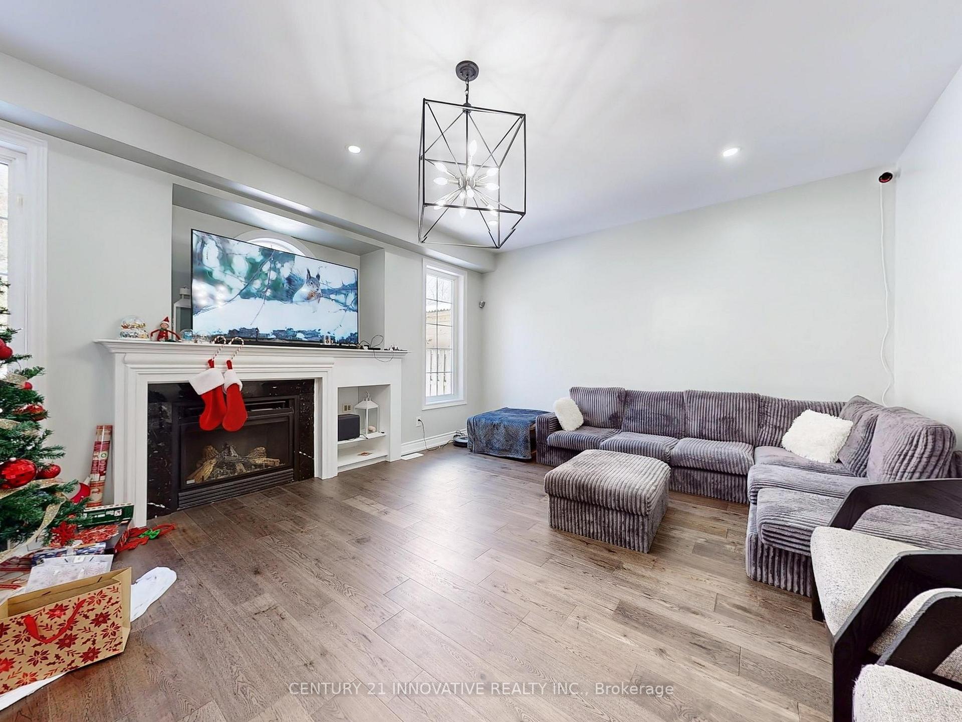 Photo 6 of 956 Coyston Drive, Oshawa, Eastdale — HOMEH