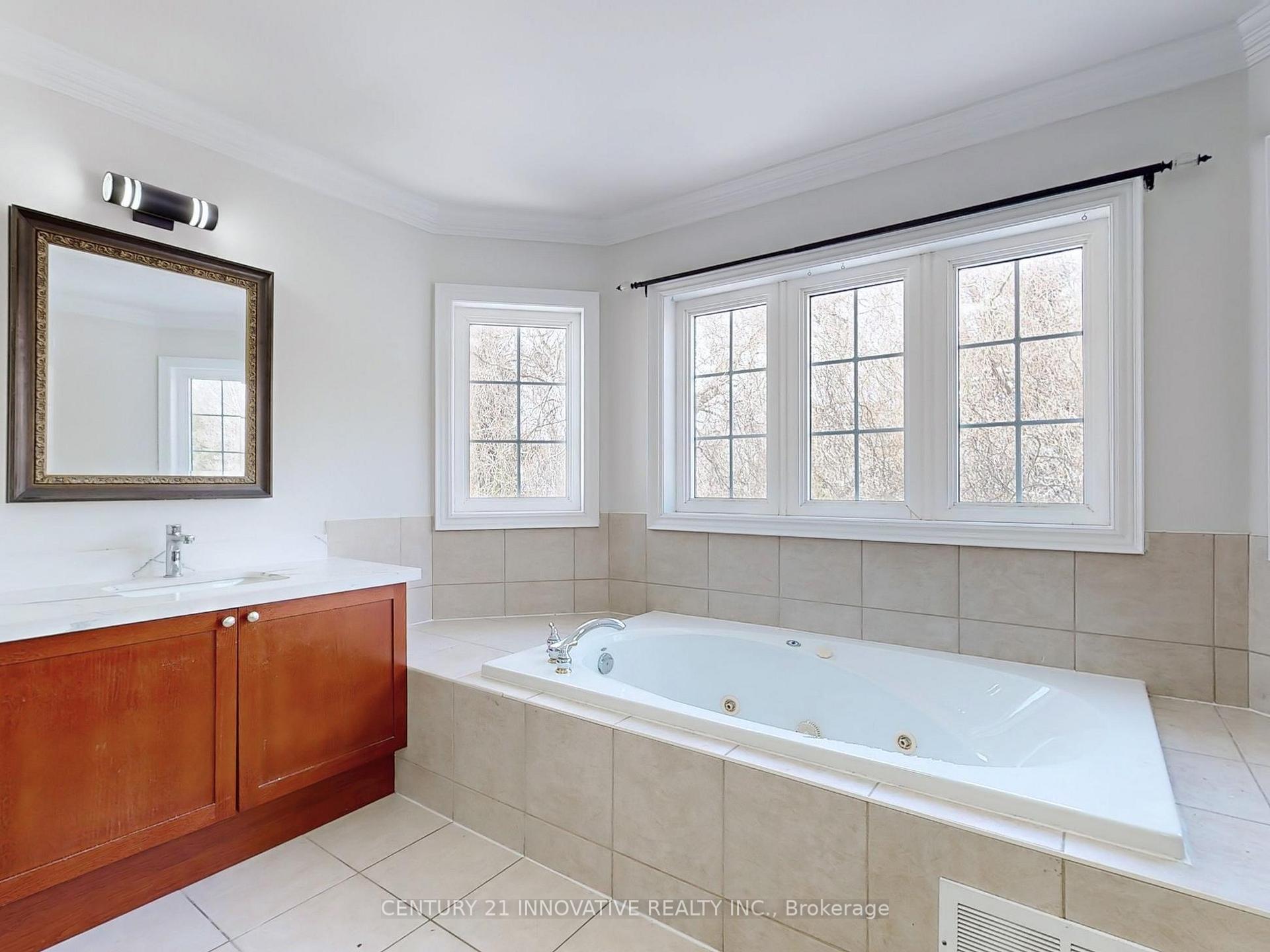 Photo 13 of 956 Coyston Drive, Oshawa, Eastdale — HOMEH