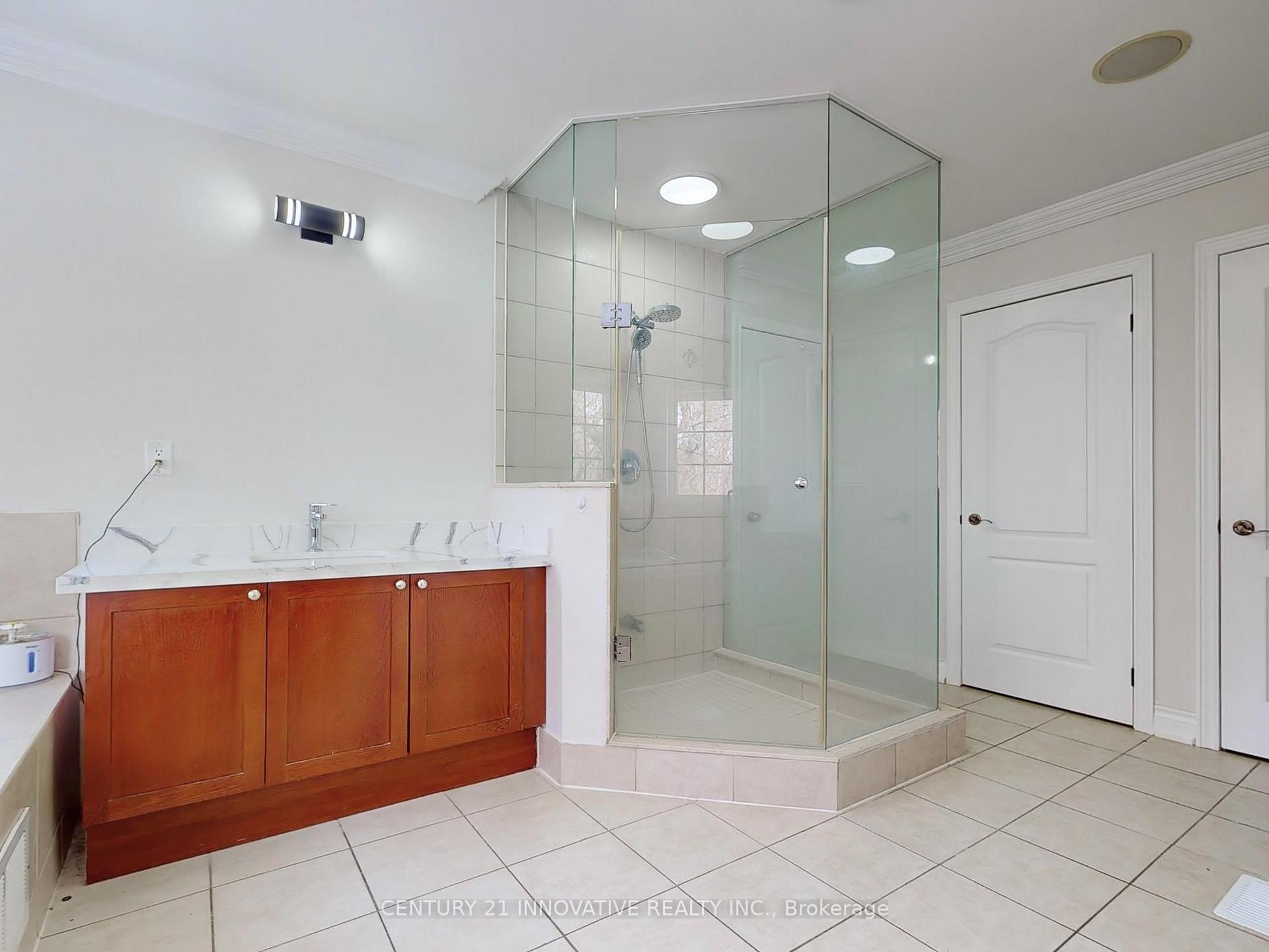 Photo 14 of 956 Coyston Drive, Oshawa, Eastdale — HOMEH